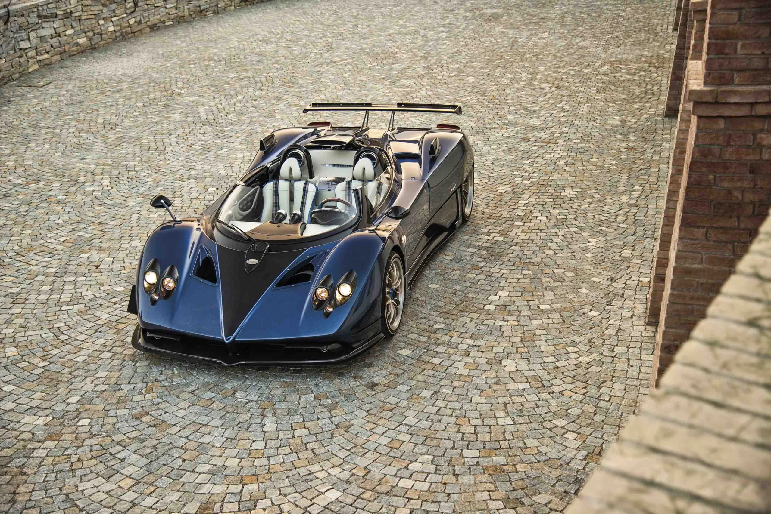 Pagani Automobili al Salon Rétromobile 2026