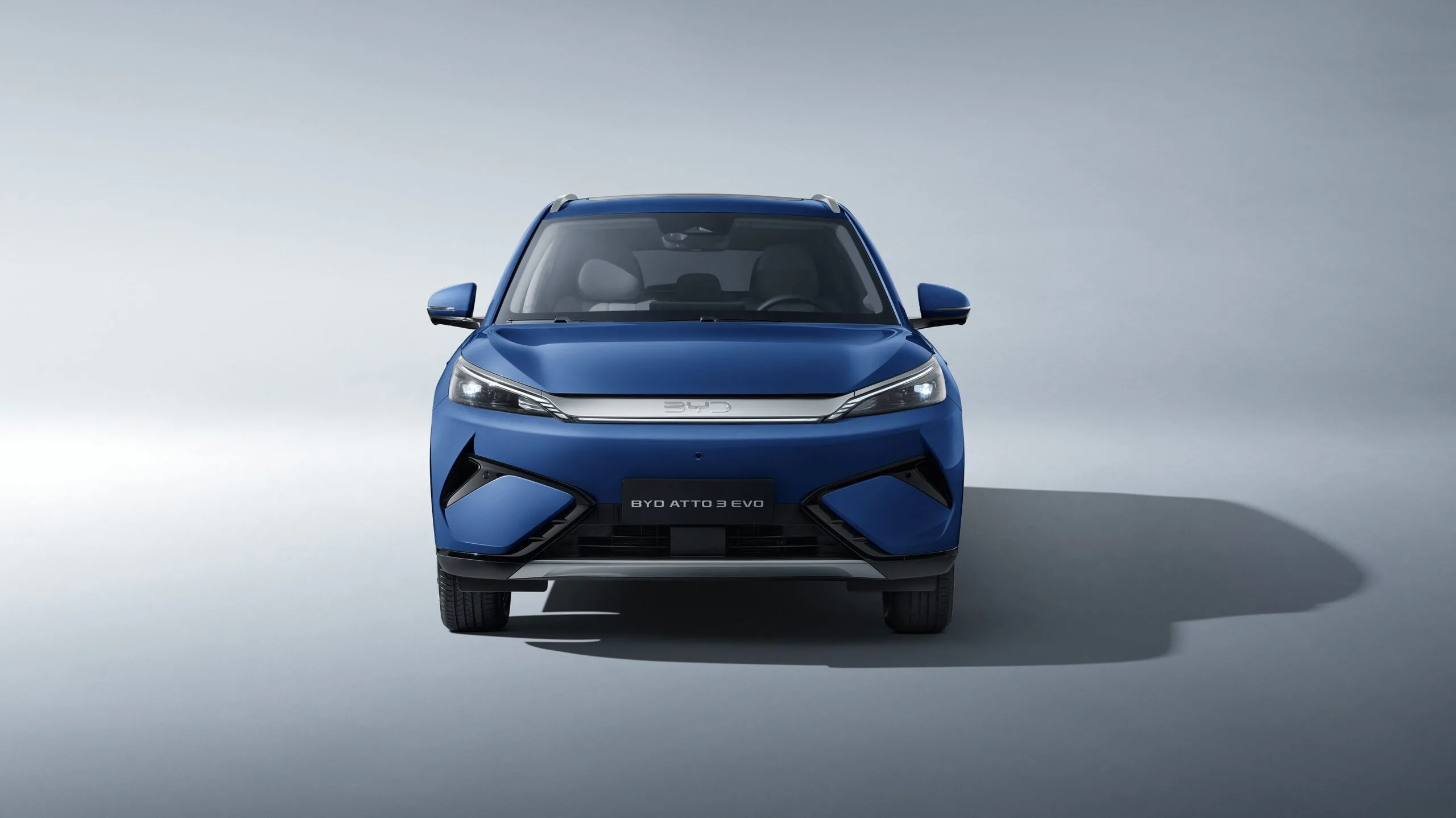 BYD ATTO 3 EVO: il SUV elettrico si evolve con più autonomia, ricarica ultra-rapida e prestazioni sportive