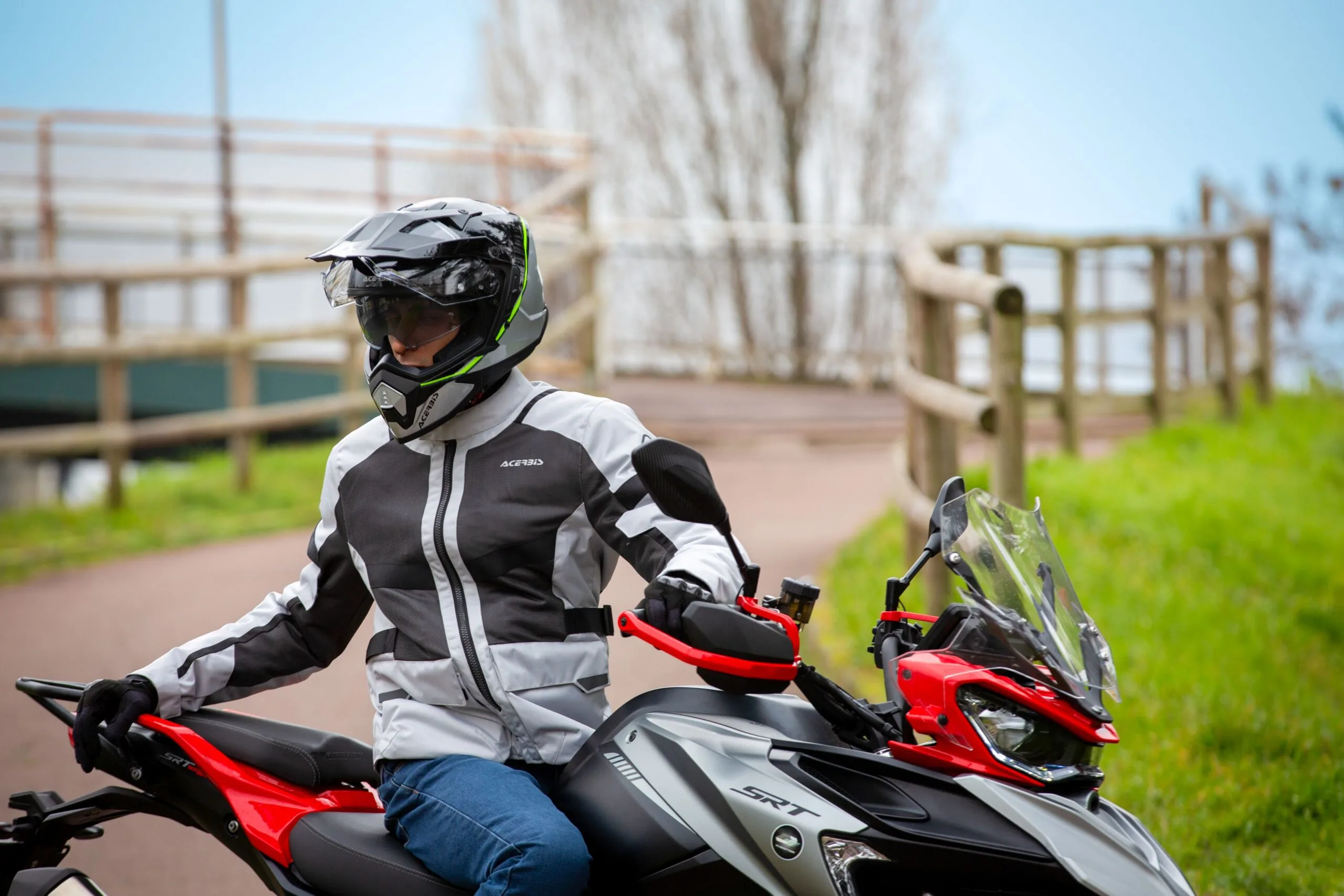 Acerbis Ramsey Vented Long: la nuova giacca adventure per l’estate che evolve un grande successo