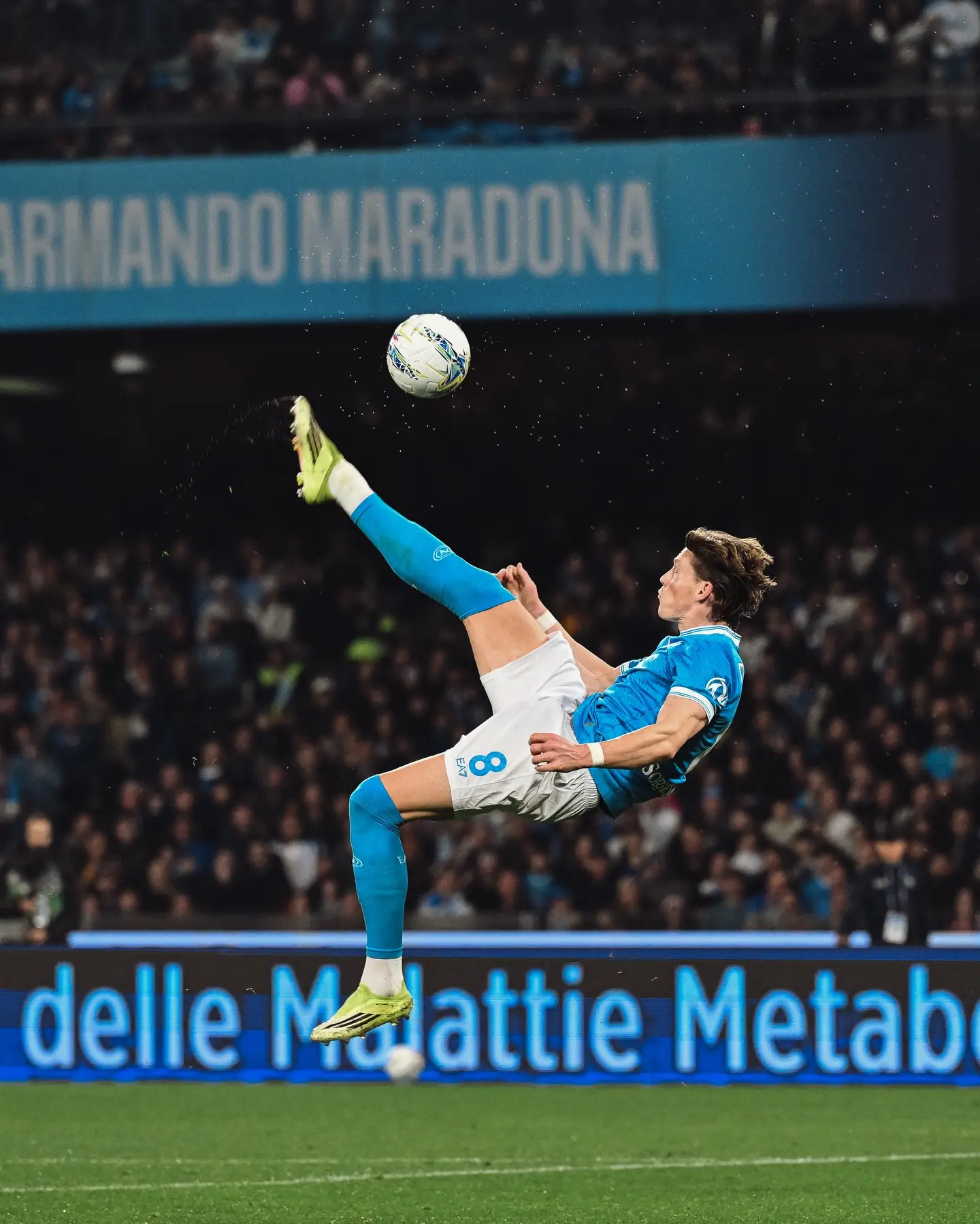 I tifosi del Napoli diventano compositori: colonna sonora con l'AI di Google Gemini