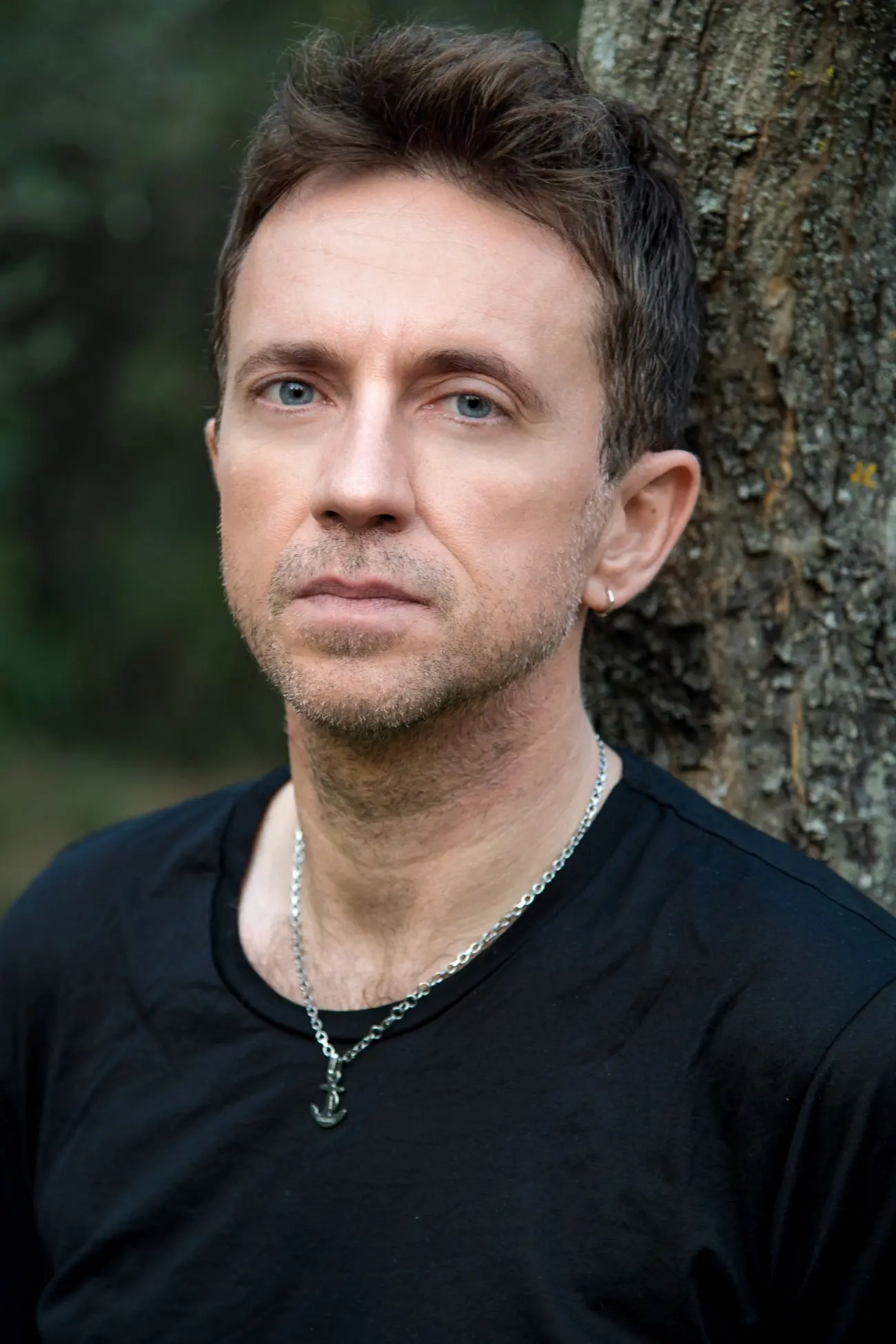 Andrea Scanzi porta a Sanremo lo spettacolo Canzoni per la pace con i Borderlobo