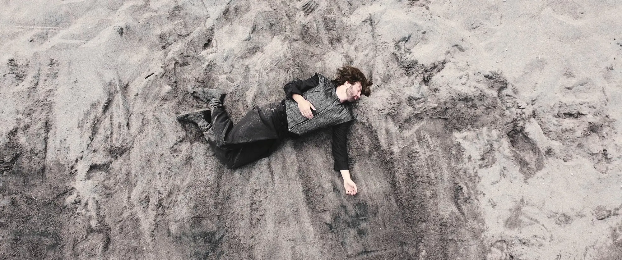 La Tempesta di Giuseppe Scordio arriva tra cinema e teatro a Milano e oltre