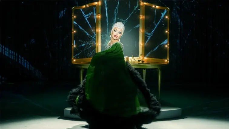 Sasha Velour porta a Milano il suo nuovo spettacolo Travesty: unica data italiana il 4 maggio