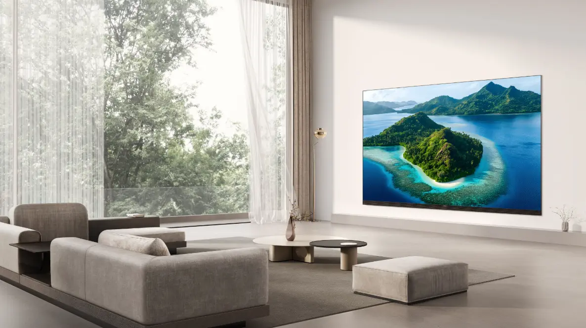 TCL lancia in Italia la nuova gamma di TV SQD-Mini LED: colori e luminosità al top