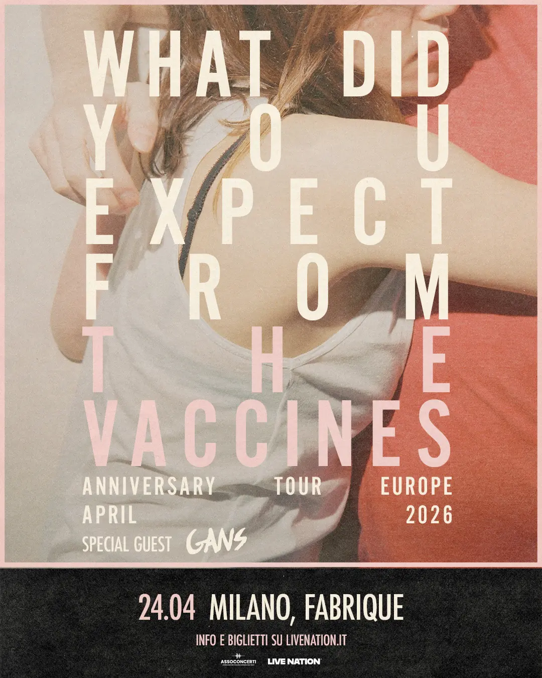 The Vaccines celebrano 15 anni con uno show speciale al Fabrique di Milano