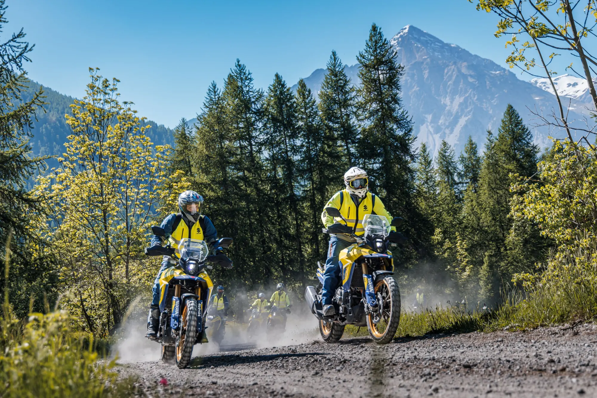 Suzuki V-Strom Day 2026: aperte le iscrizioni per il grande raduno con finale a Imola