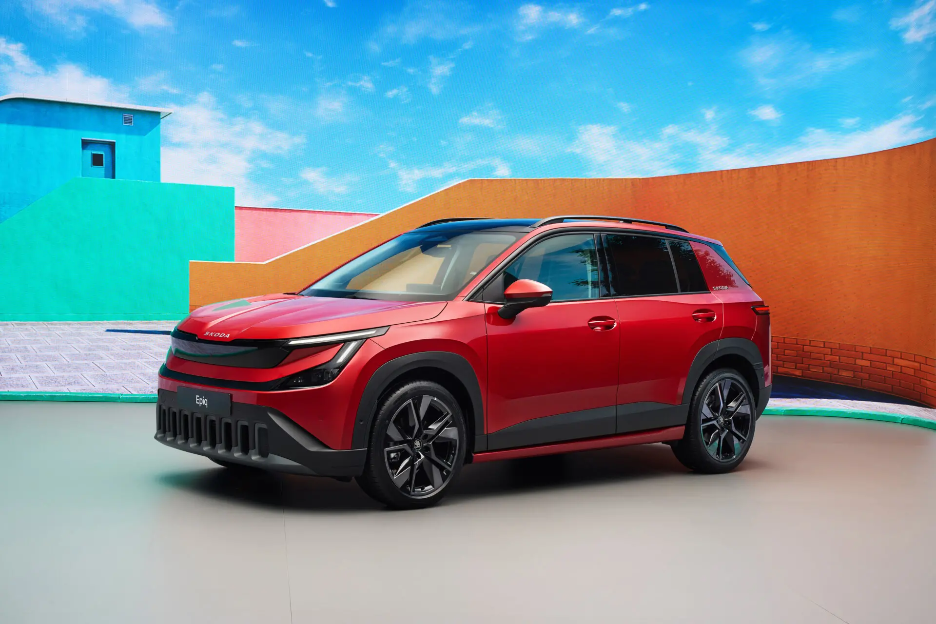 Škoda Epiq: il nuovo SUV elettrico compatto debutta con design Modern Solid