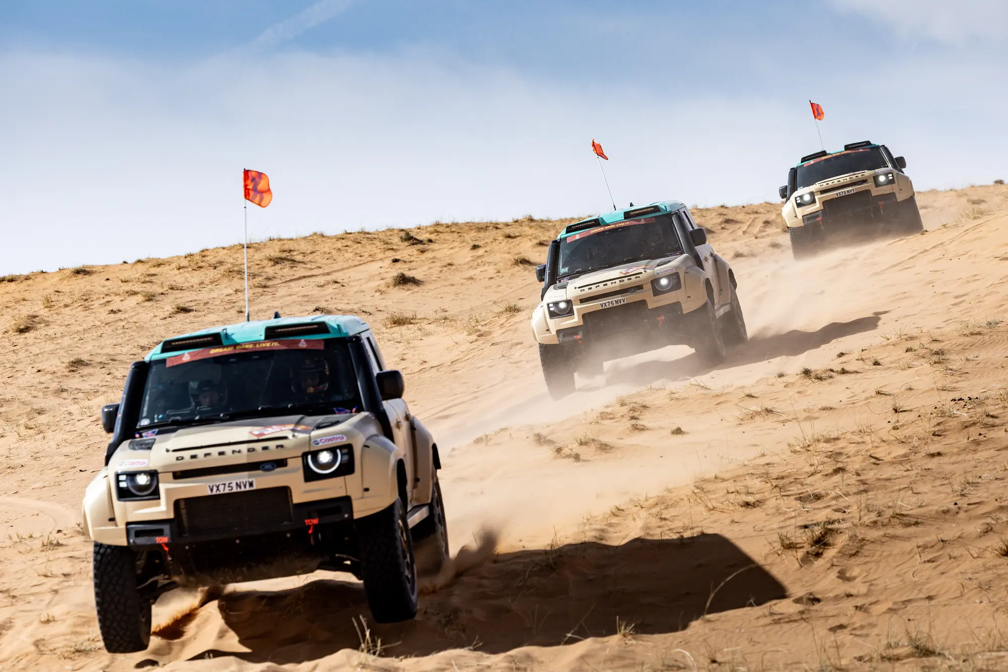 Defender Rally apre nuove strade in Argentina con un equipaggio tutto ...