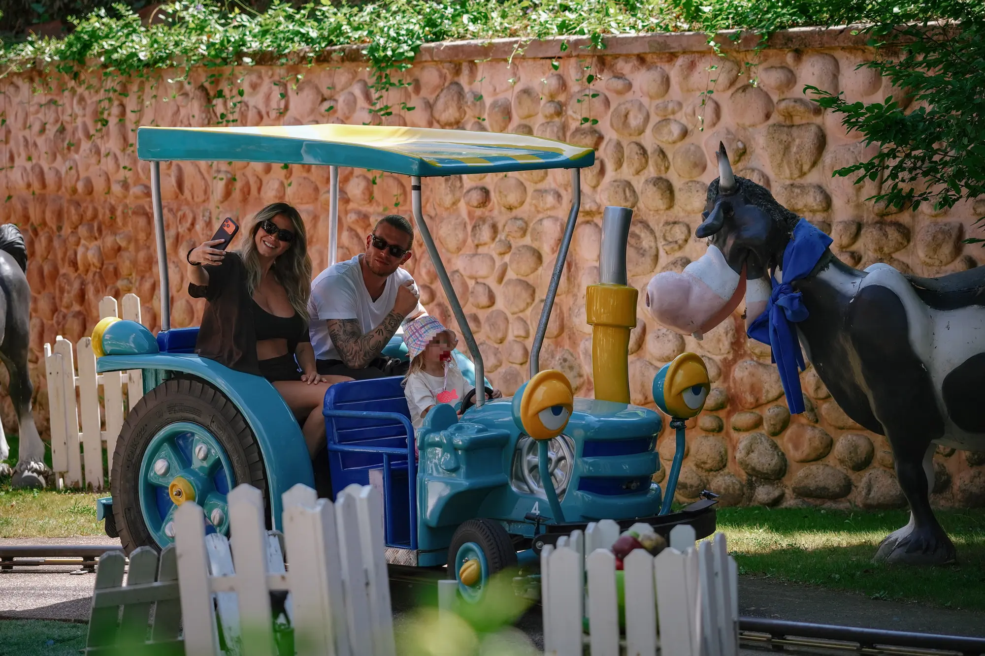 Diletta Leotta e Loris Karius, giornata di famiglia indimenticabile a Gardaland