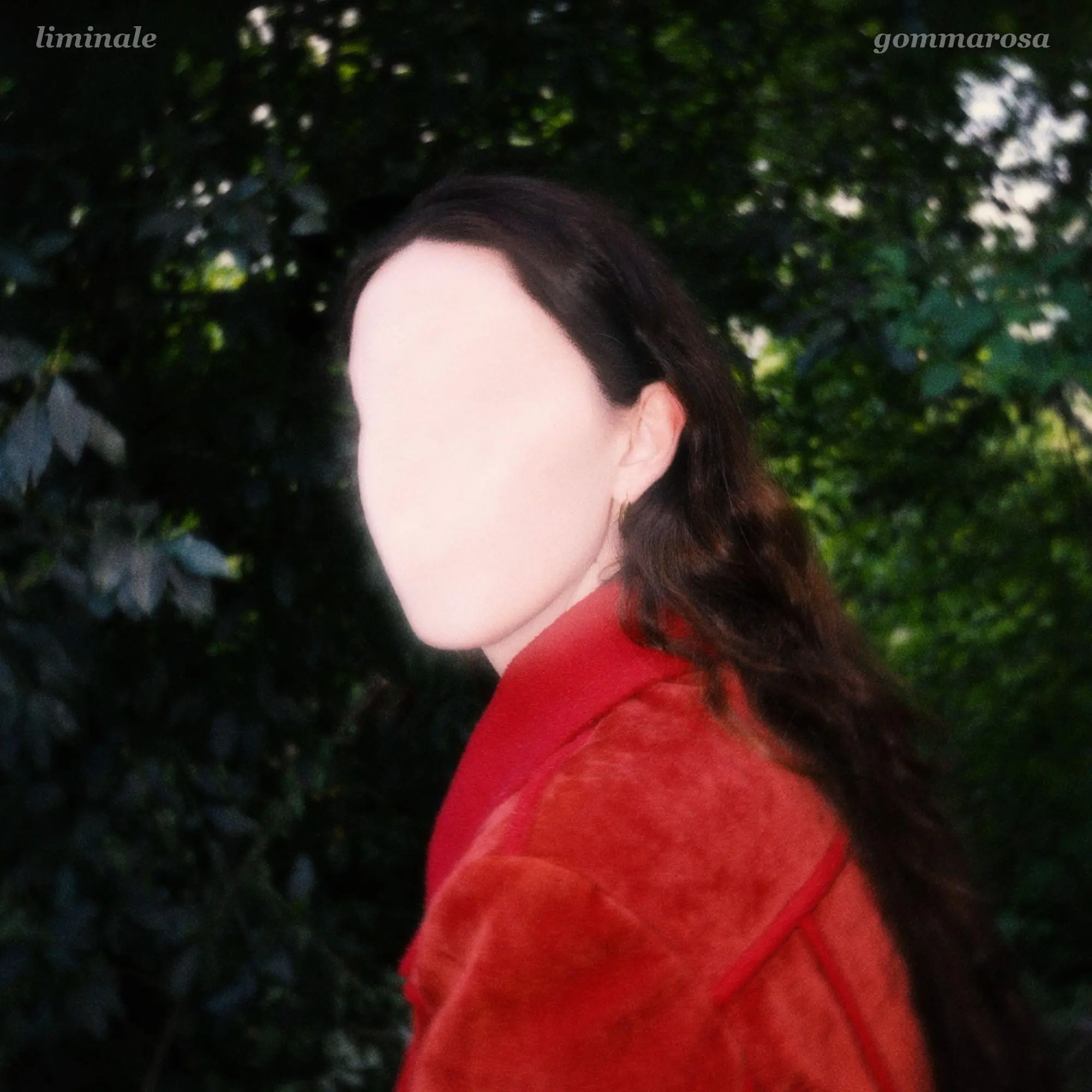 gommarosa debutta con l'EP "liminale": introspezione ed elettronica raffinata