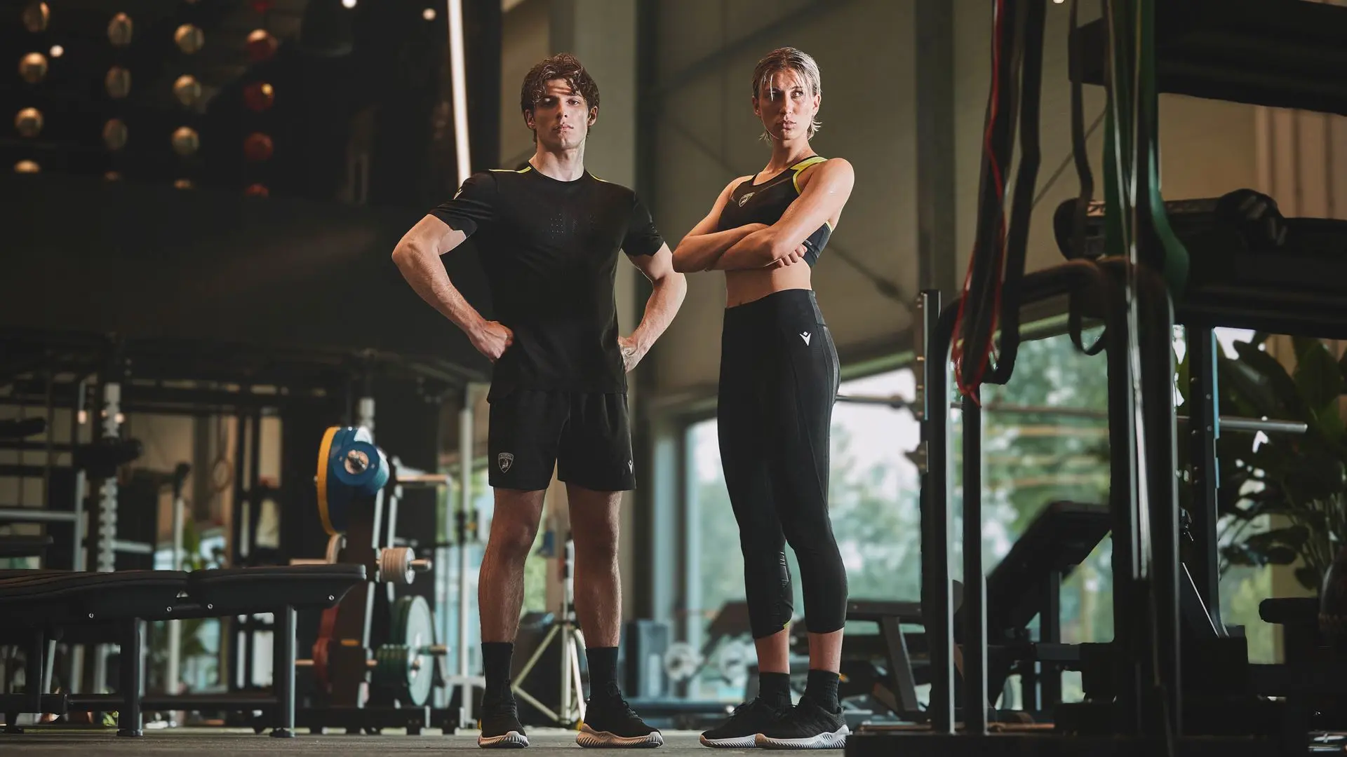 Lamborghini e Macron lanciano la nuova collezione Activewear dal DNA sportivo e sostenibile