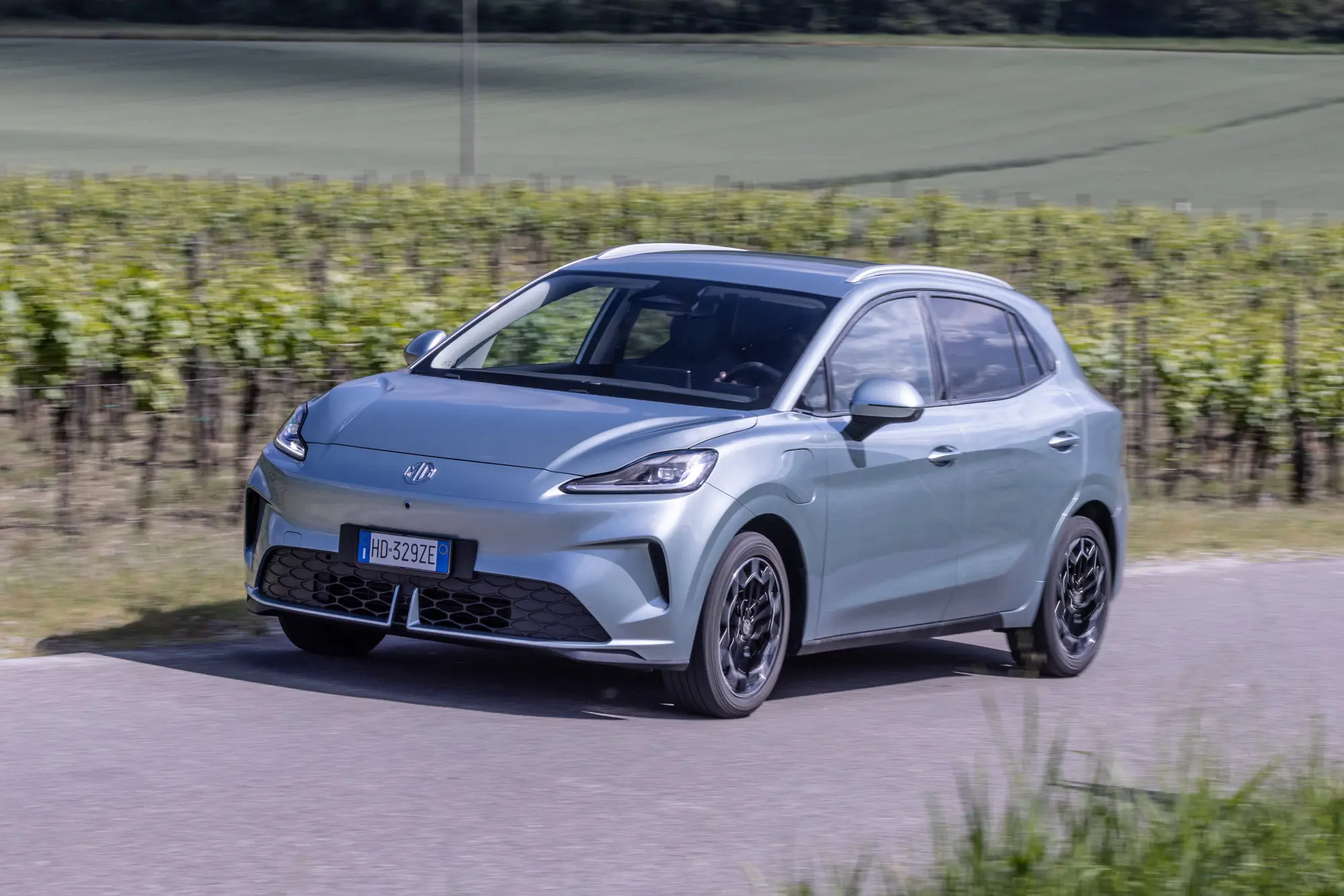 MG sfida tutti: la nuova MG4 URBAN debutta a meno di 20.000 €