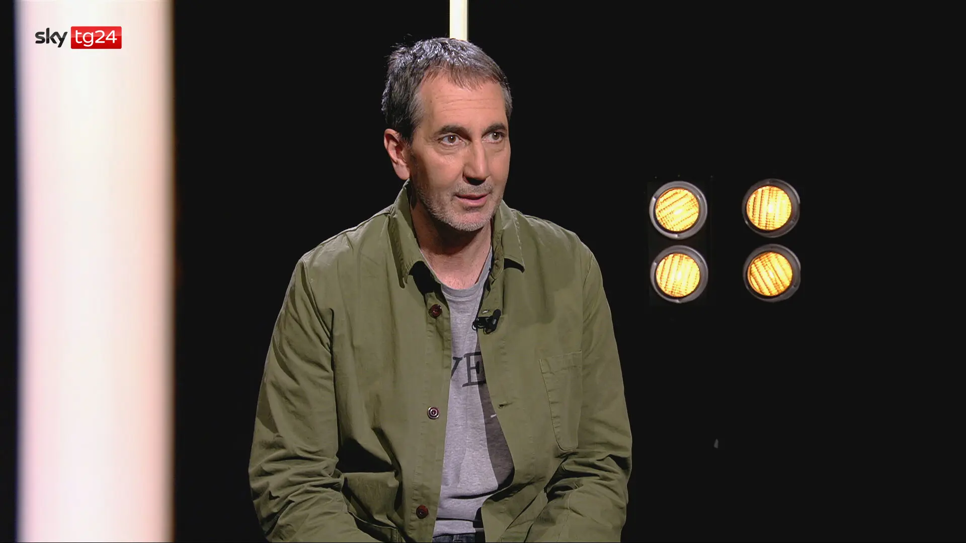 Paolo Calabresi: l'attore delle mille identità si racconta su Sky TG24