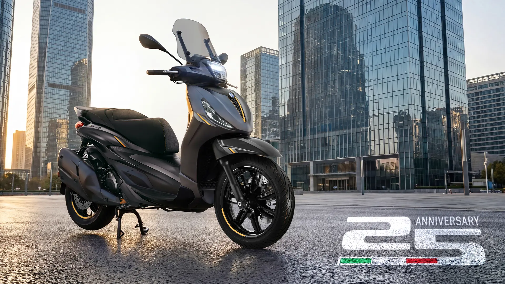 Piaggio Beverly celebra 25 anni con una speciale edizione Anniversary