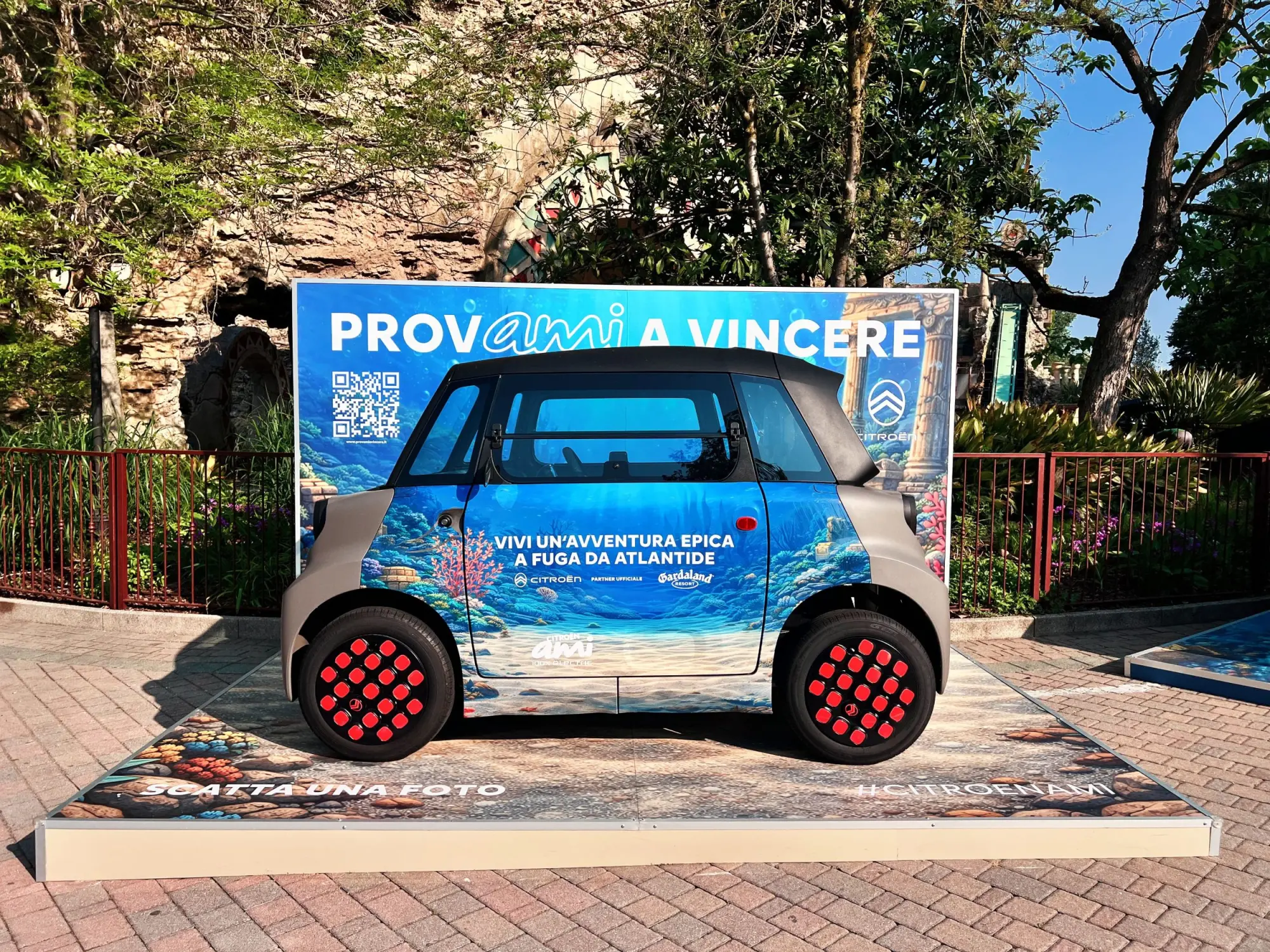 Citroën rafforza la partnership con Gardaland: mobilità sostenibile protagonista nel 2026