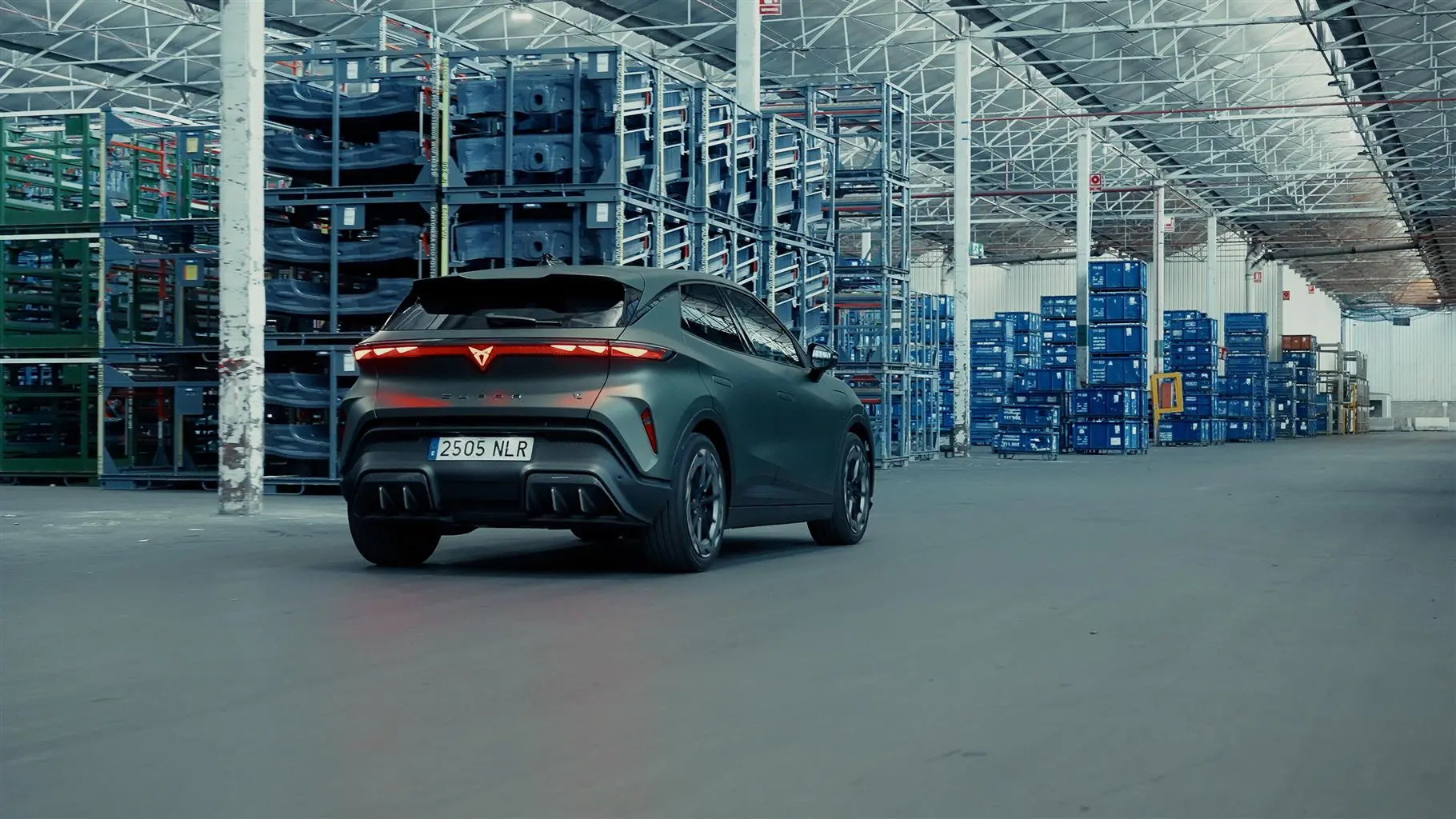 CUPRA Raval: debutta la compatta elettrica dallo stile sportivo e innovativo