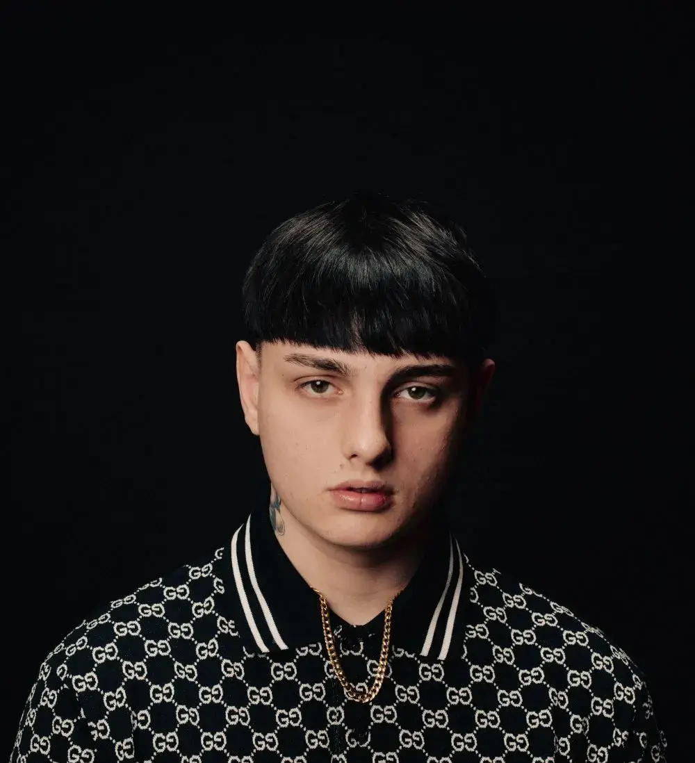 Dagood YL pubblica il video First Day Out: il debutto dei corridos trap in Italia