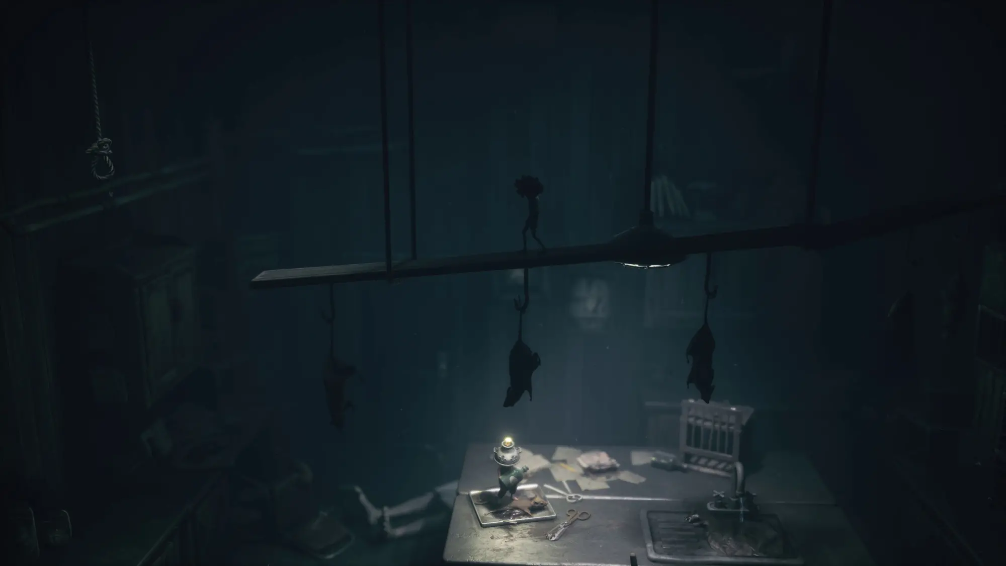 Little Nightmares III: The Backstage svela nuovi orrori e personaggi giocabili