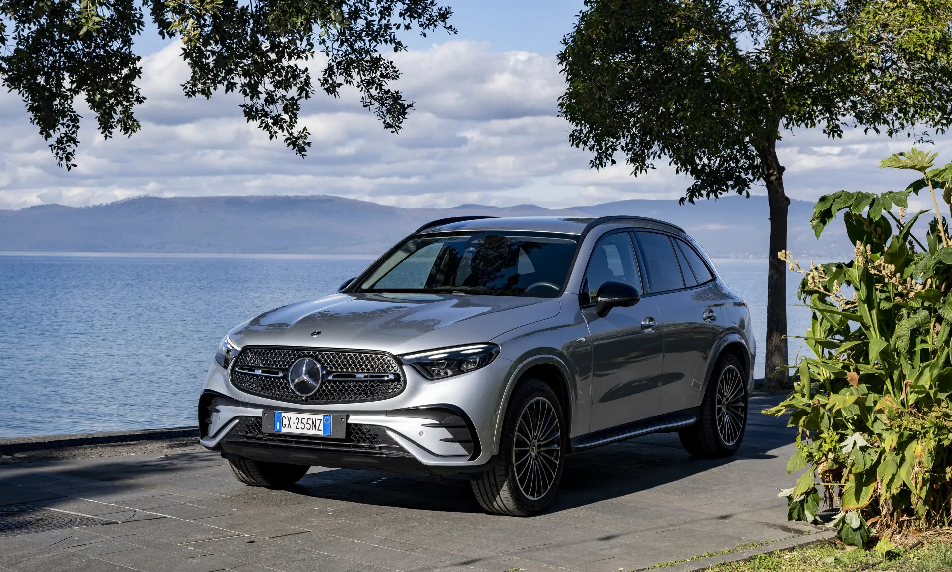 Mercedes GLC 300d 4matic: comfort premium e prestazioni brillanti con il mild hybrid a 48V