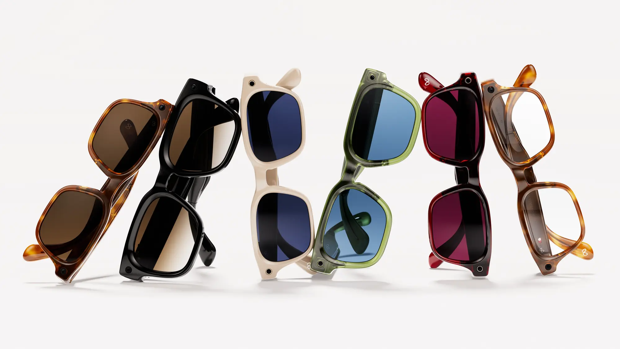 Meta Glasses: arriva in Italia la nuova linea di occhiali smart realizzata con EssilorLuxottica