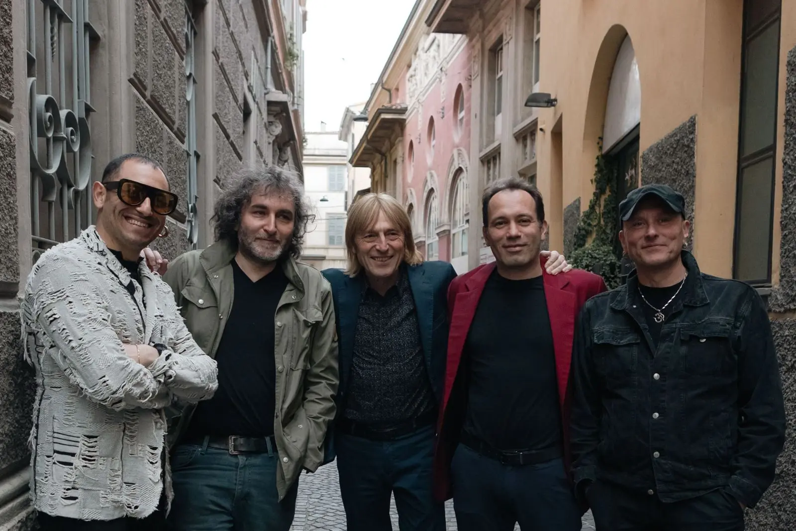 Moreno Il Biondo celebra la Romagna con il nuovo brano Oh Romagna