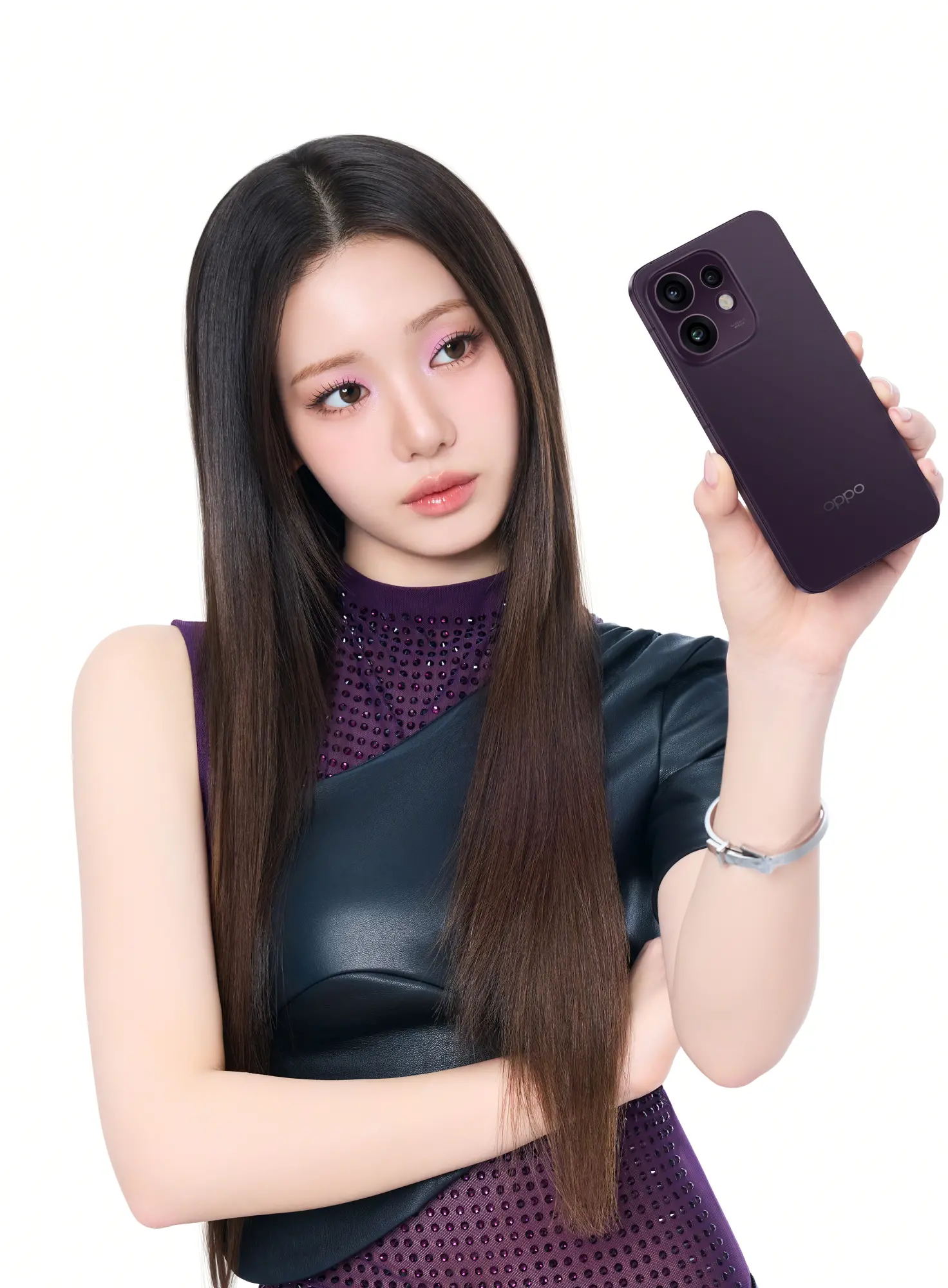 OPPO lancia Reno16 Series in Italia con BABYMONSTER come nuove Ambassador