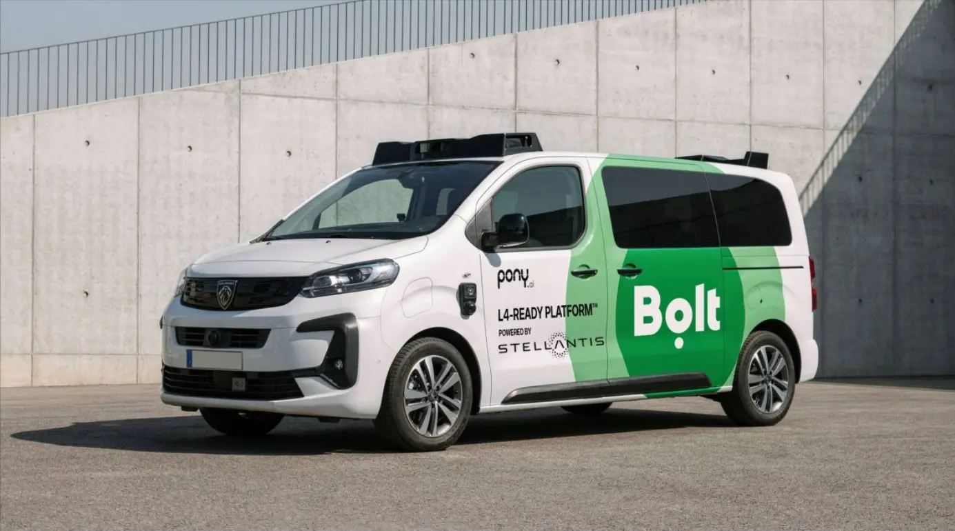 Bolt, Pony.ai e Stellantis avviano test per la mobilità autonoma in Lussemburgo