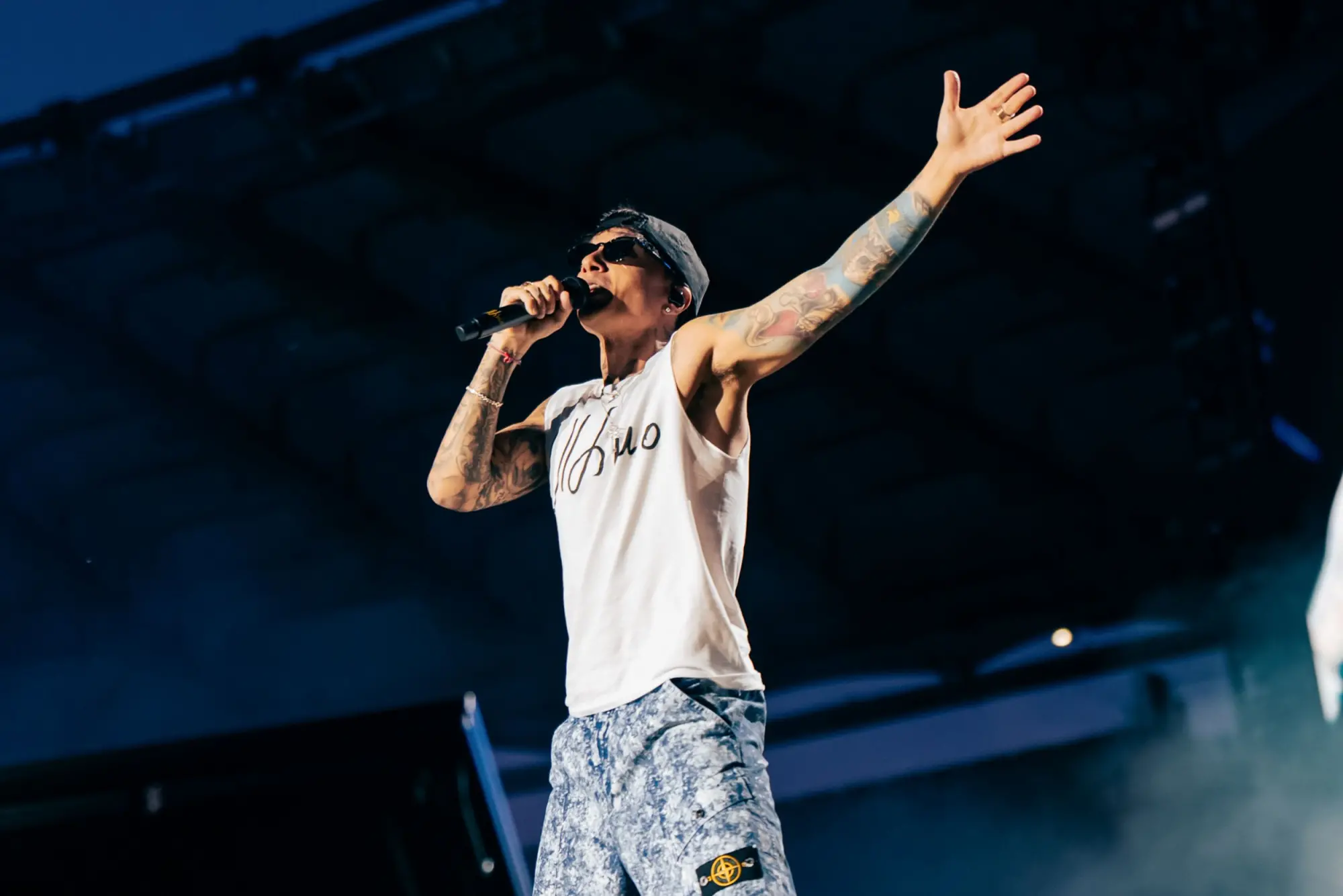 Ultimo pubblica il nuovo album e si prepara al concerto dei record a Tor Vergata