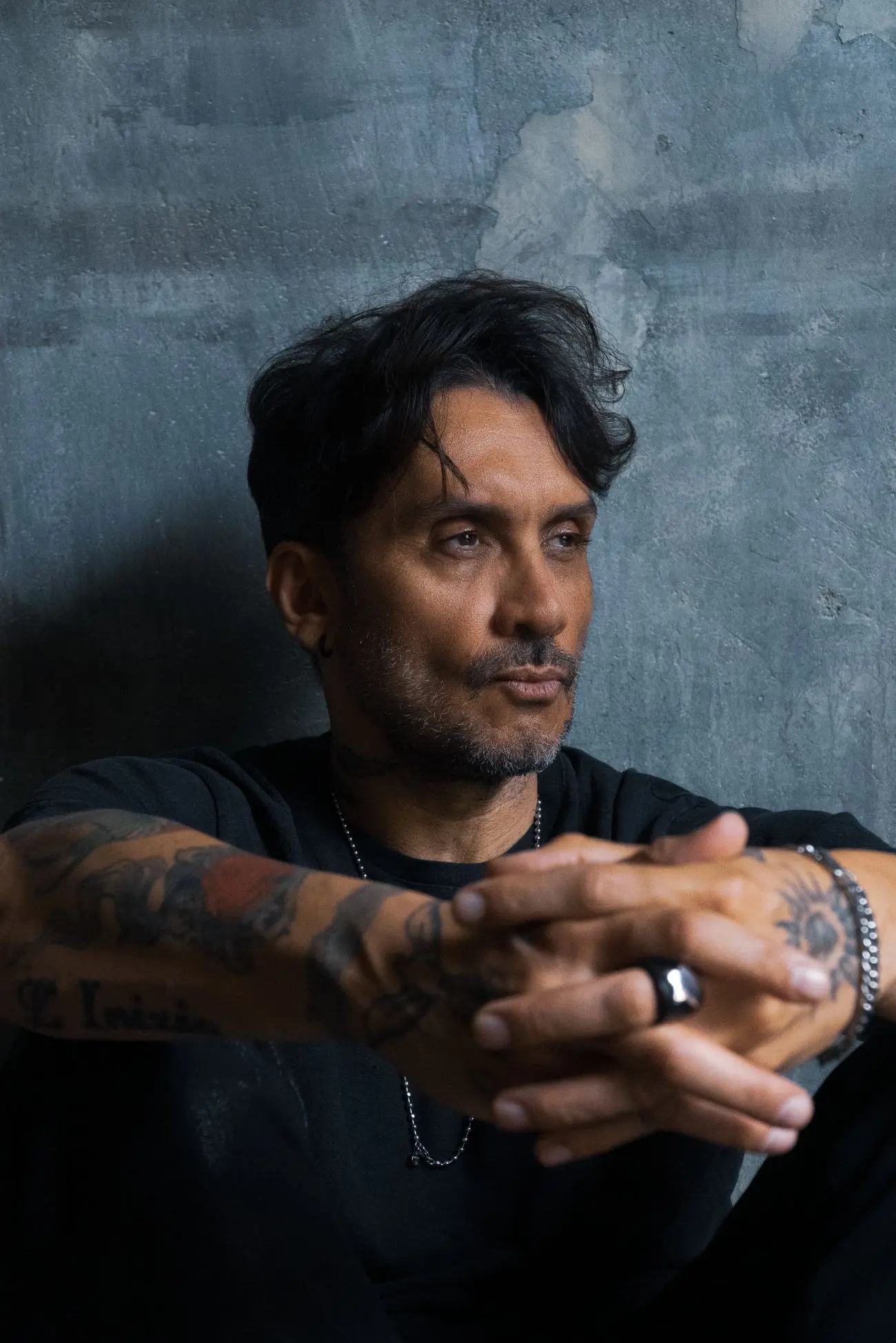 Fabrizio Moro aggiunge nuove date estive al tour 2026 e porta in scena il nuovo album