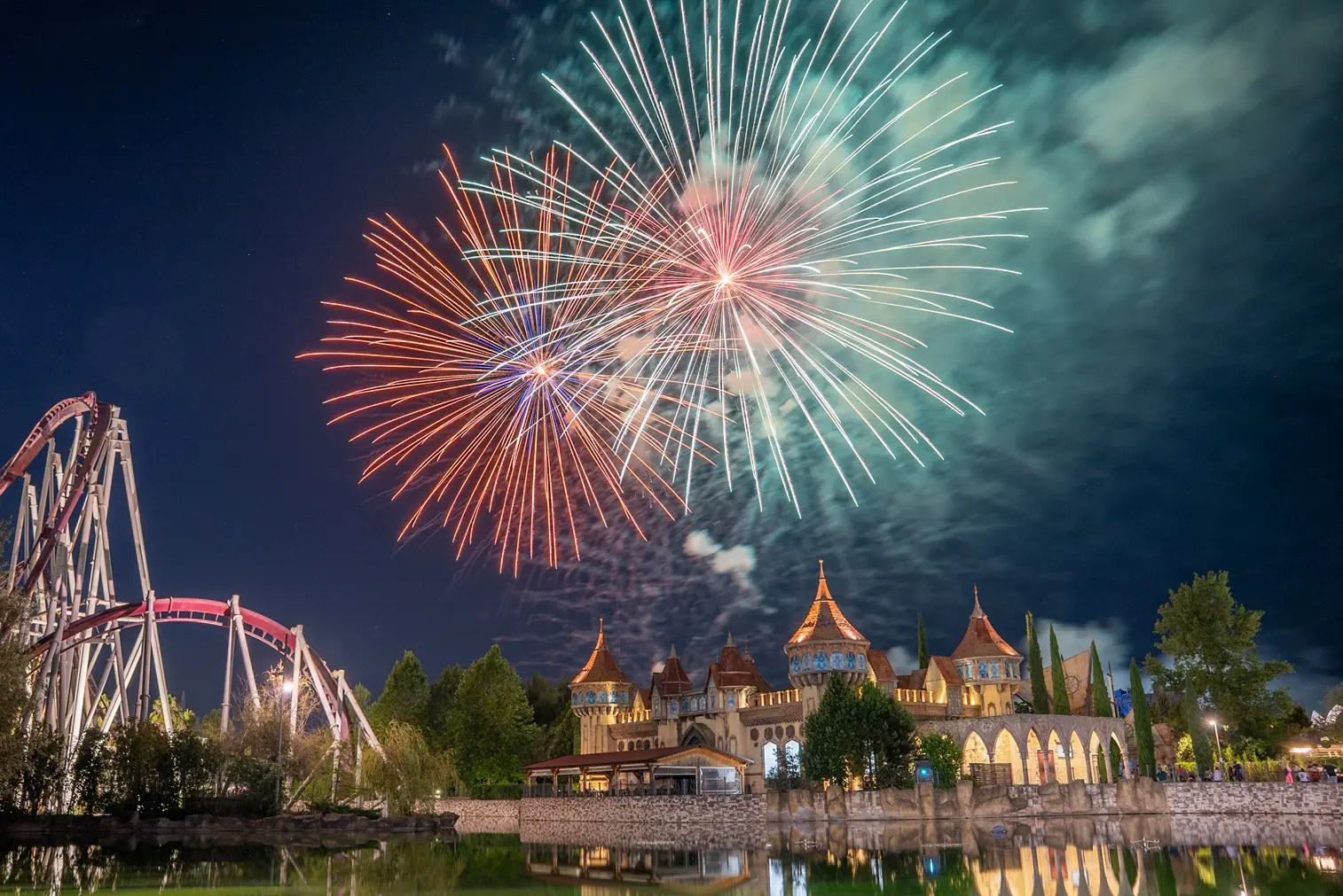 MagicLand celebra 15 anni con un’estate 2026 piena di emozioni, show e Magic Nights