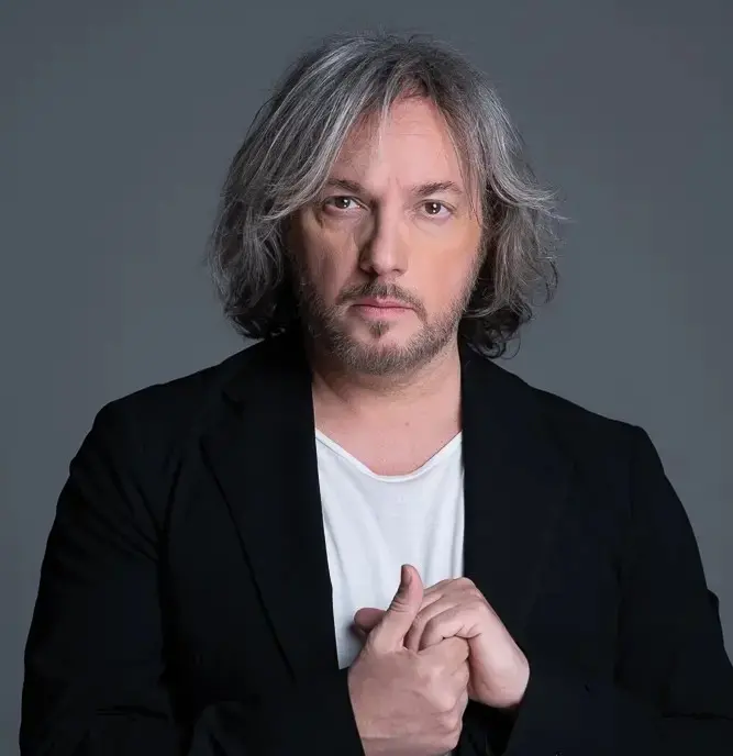Massimo Di Cataldo celebra trent'anni di carriera al Festival Sui Sentieri degli Dei 2026