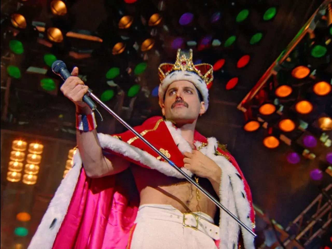 Queen Budapest: il concerto storico dei Queen torna al cinema in versione restaurata