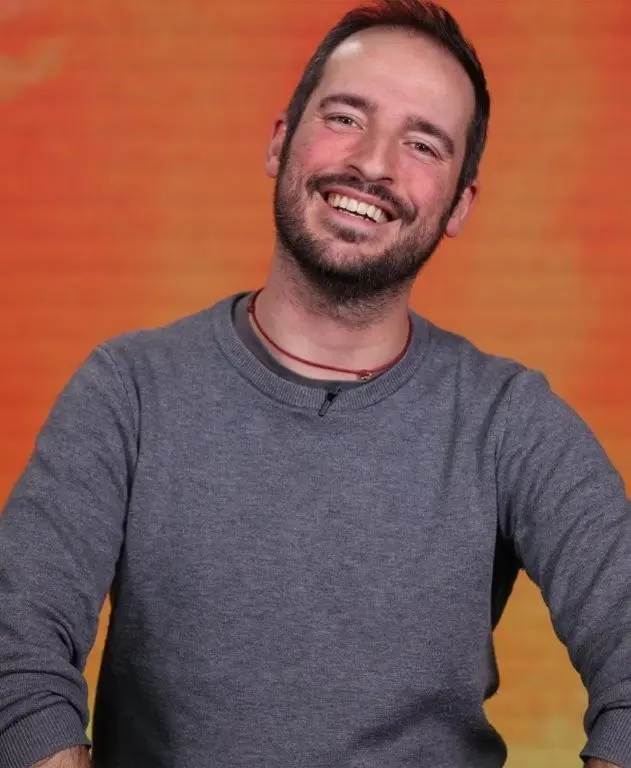 Filippo Caccamo porta il suo irresistibile FUORI DI TELA al La Spezia Estate Festival