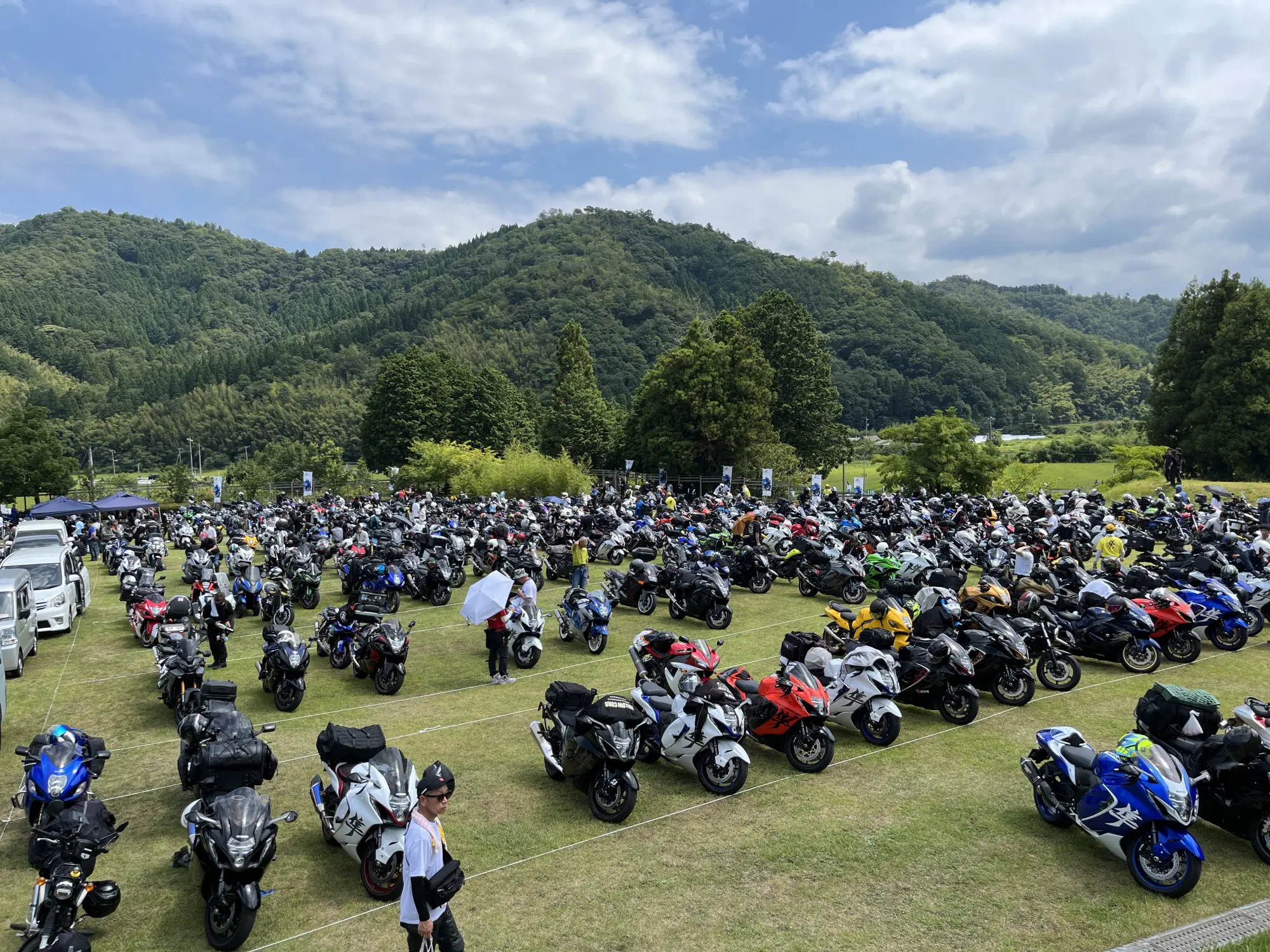 Hayabusa Station Festival: la passione che raduna oltre 3.000 motociclisti in Giappone