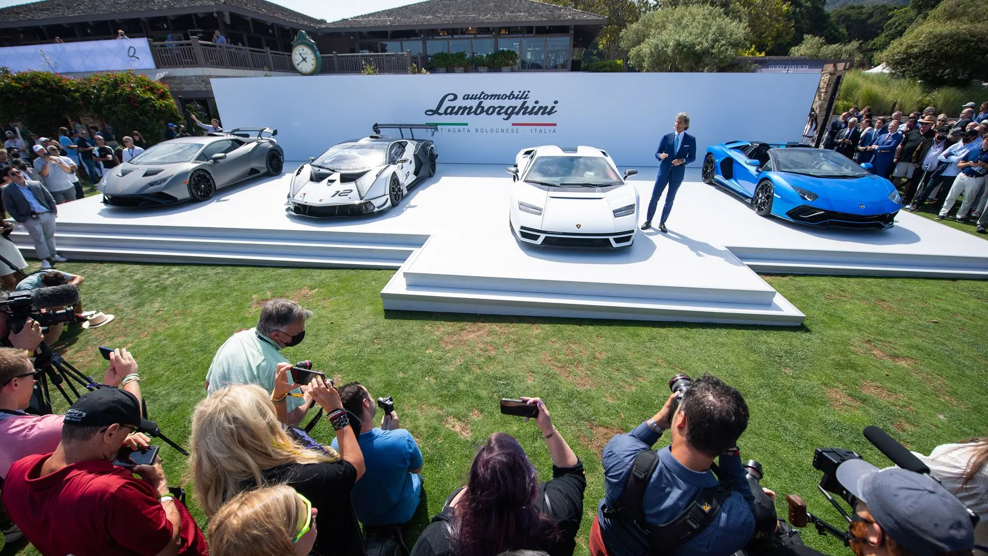 Lamborghini celebra i 28 anni a Monterey con due prime mondiali per il 2026