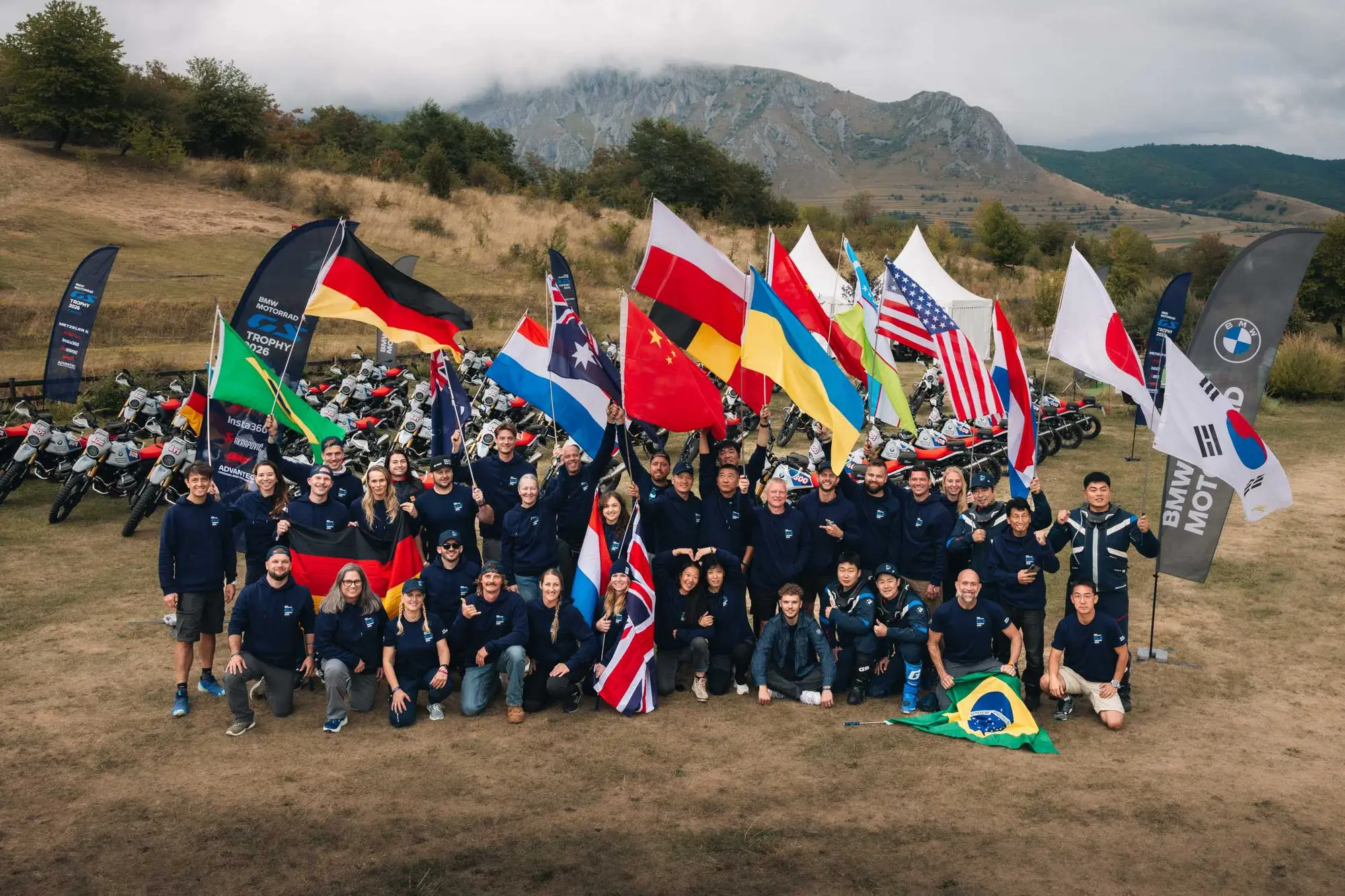 BMW Motorrad International GS Trophy 2026: Avventura estrema tra i monti della Transilvania