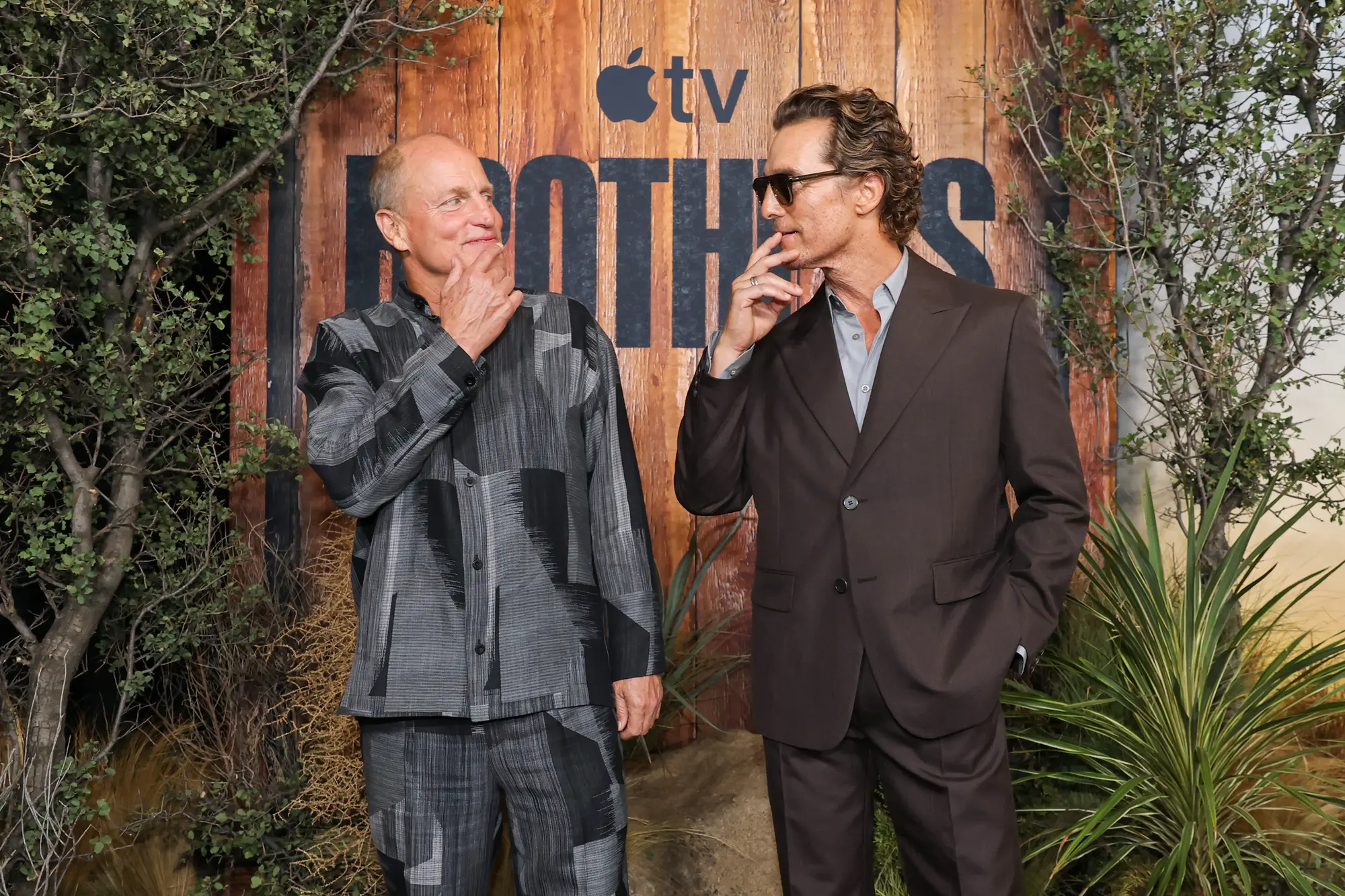 Brothers: McConaughey e Harrelson sconvolgono la comedy con un segreto di famiglia