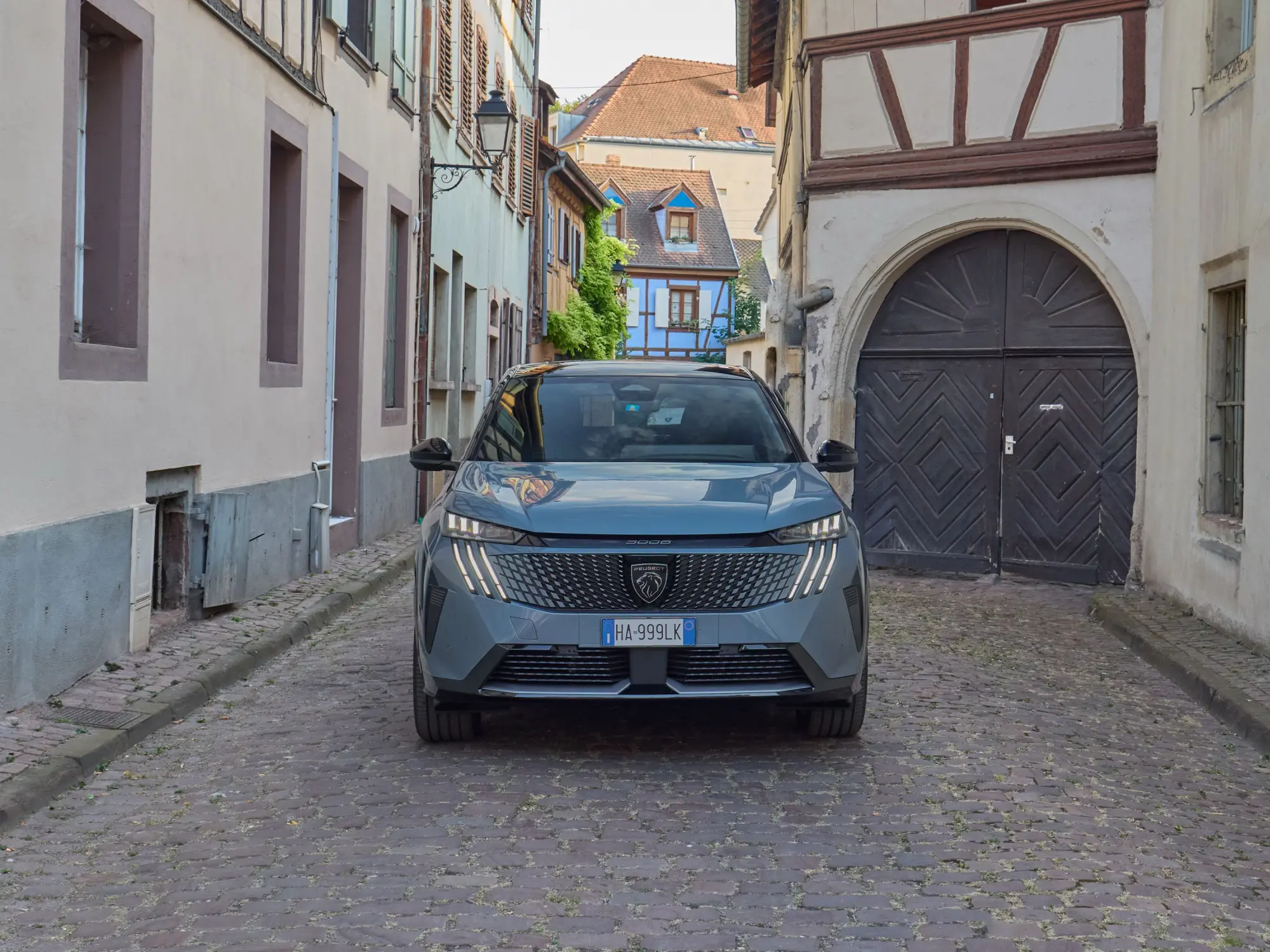 Peugeot E-3008 Long Range protagonista al Salone Auto Torino 2026
