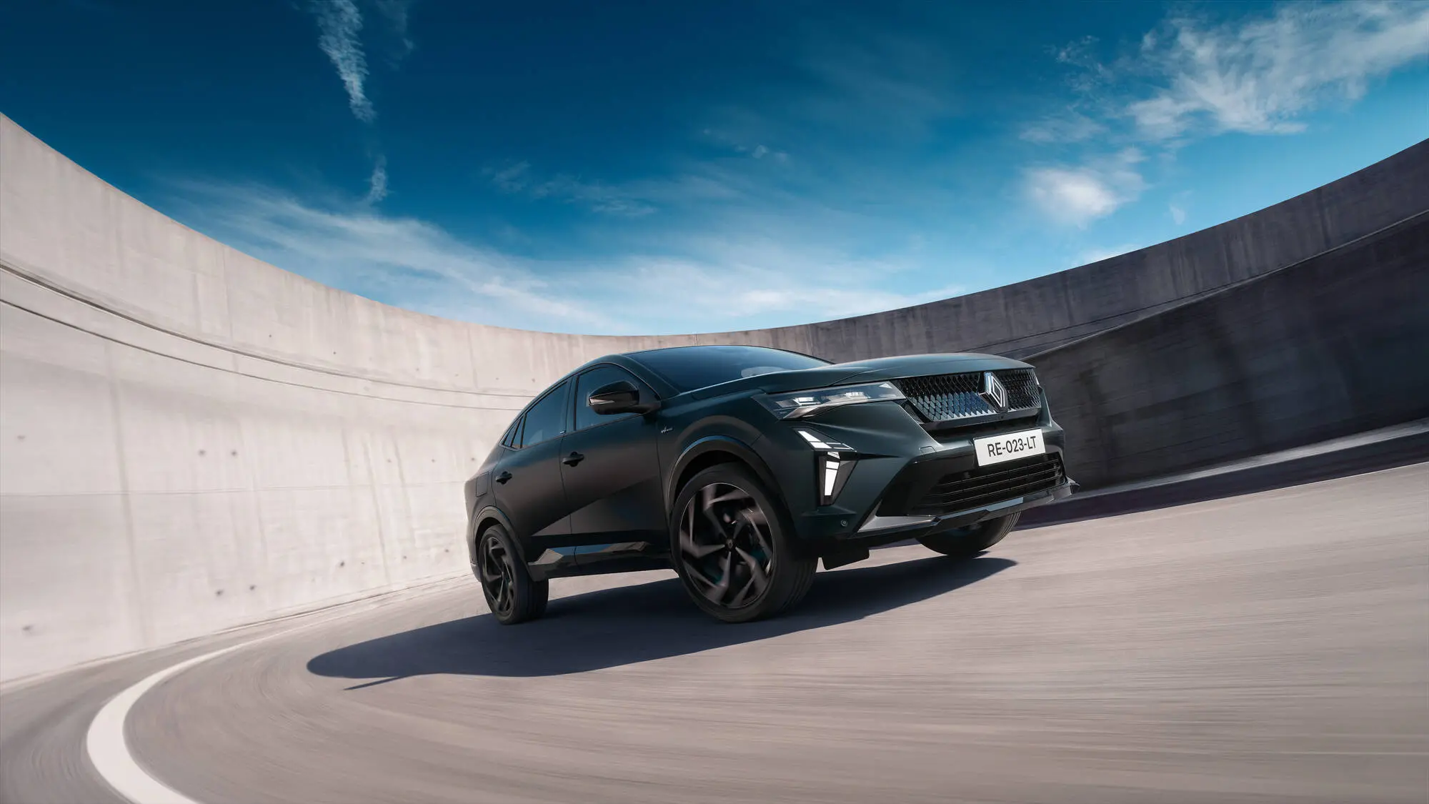 Renault Rafale Hypnotic: la nuova serie limitata esclusiva da 300 CV