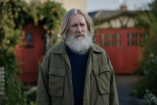 Small Prophets: il trailer della nuova comedy magica di Mackenzie Crook su Apple TV