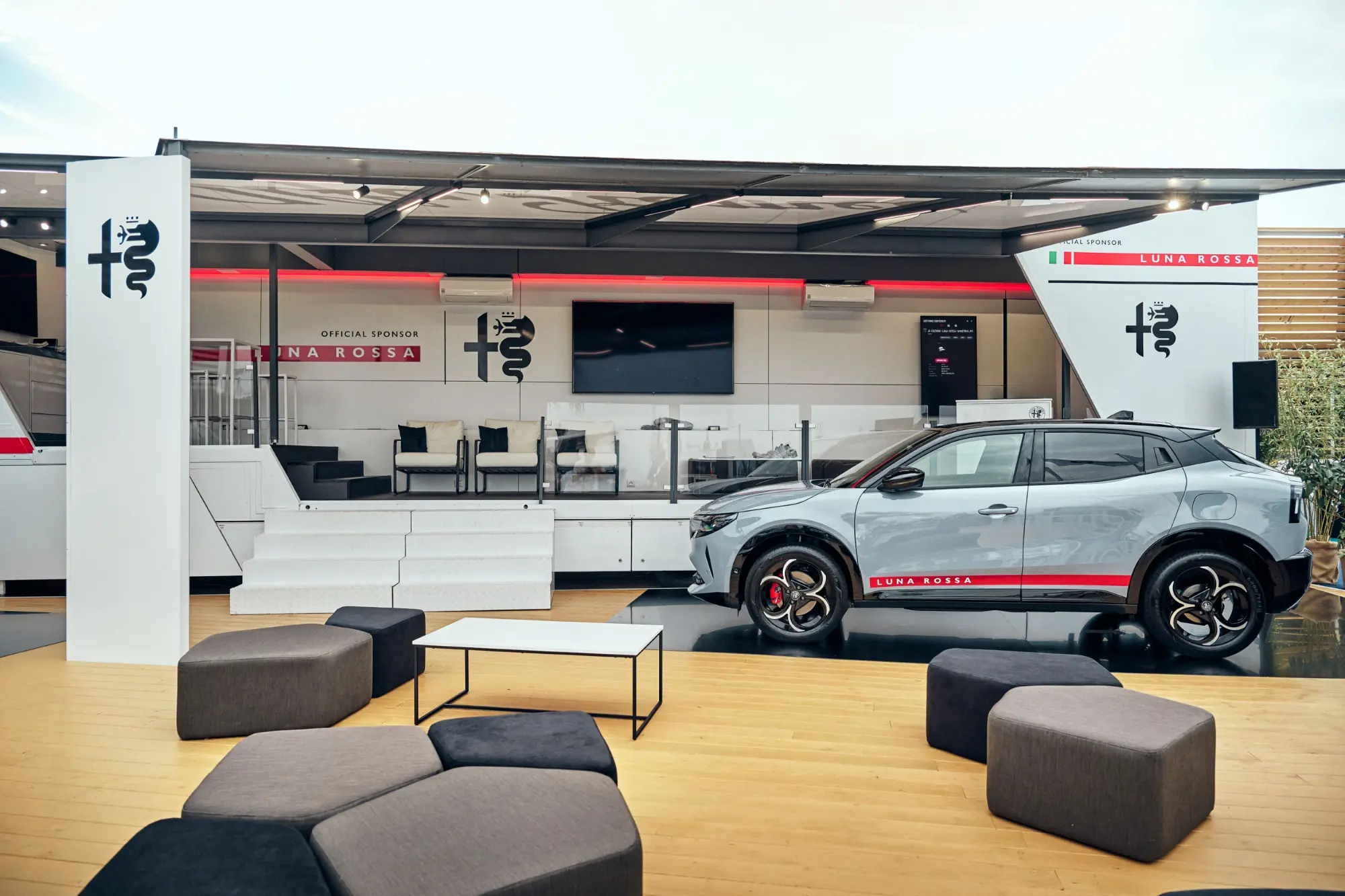 Alfa Romeo protagonista al Salone Nautico Internazionale 2026 di Genova con la Edizione Luna Rossa