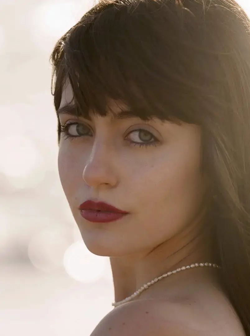 Giulia Falcone lancia il remix di Fantôme con Cristiano Malgioglio: un duetto tra generazioni