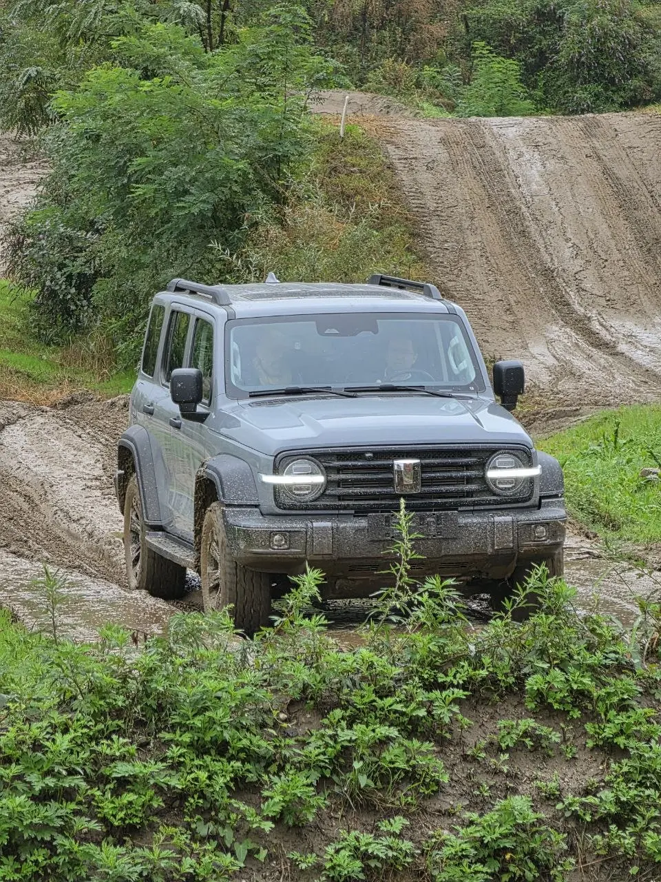 GWM Tank 300, un fuoristrada vero con il cervello di un SUV
