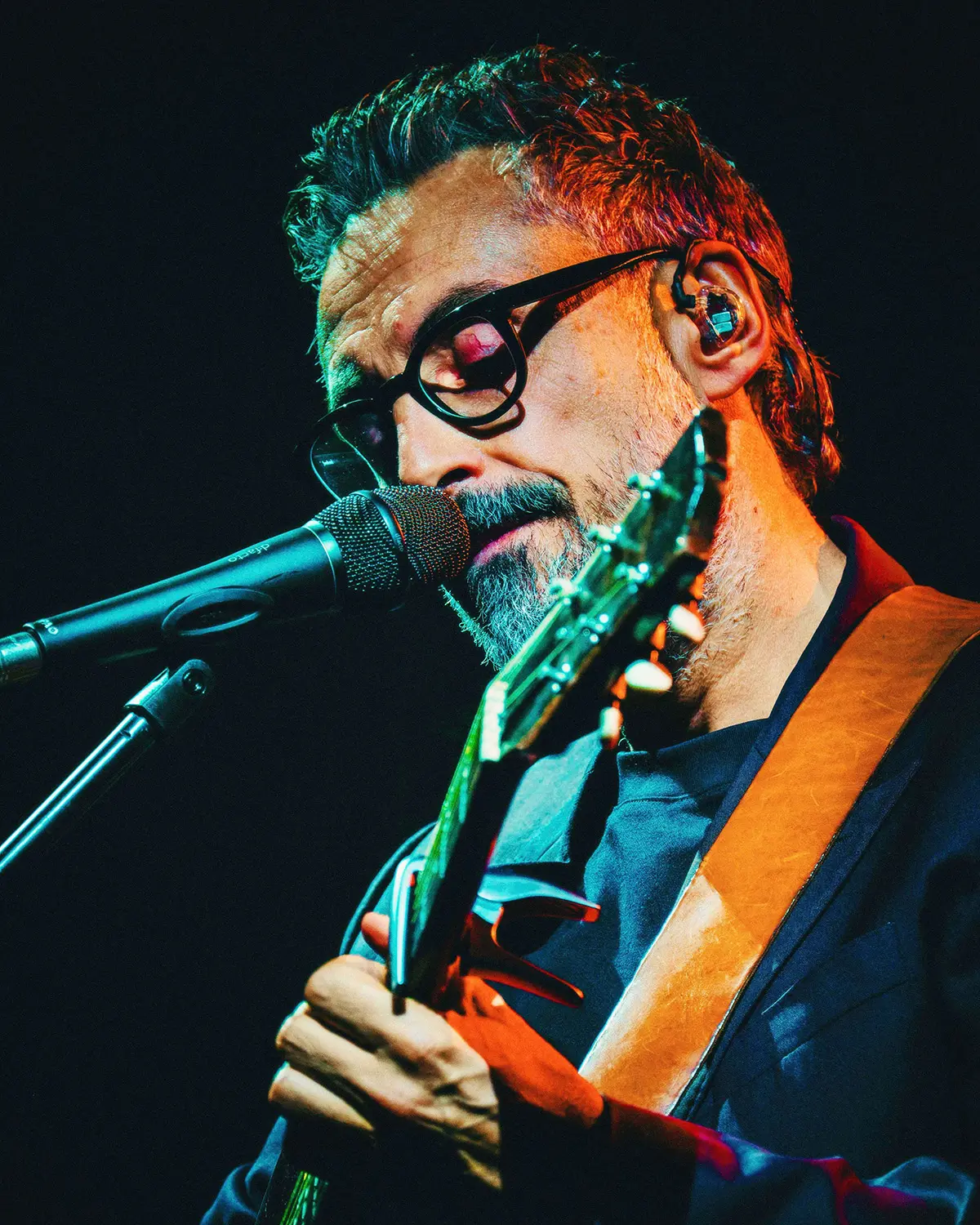 TUTTOBRUNORI sold out ad Avellino: musica, monologhi e risate con Brunori Sas
