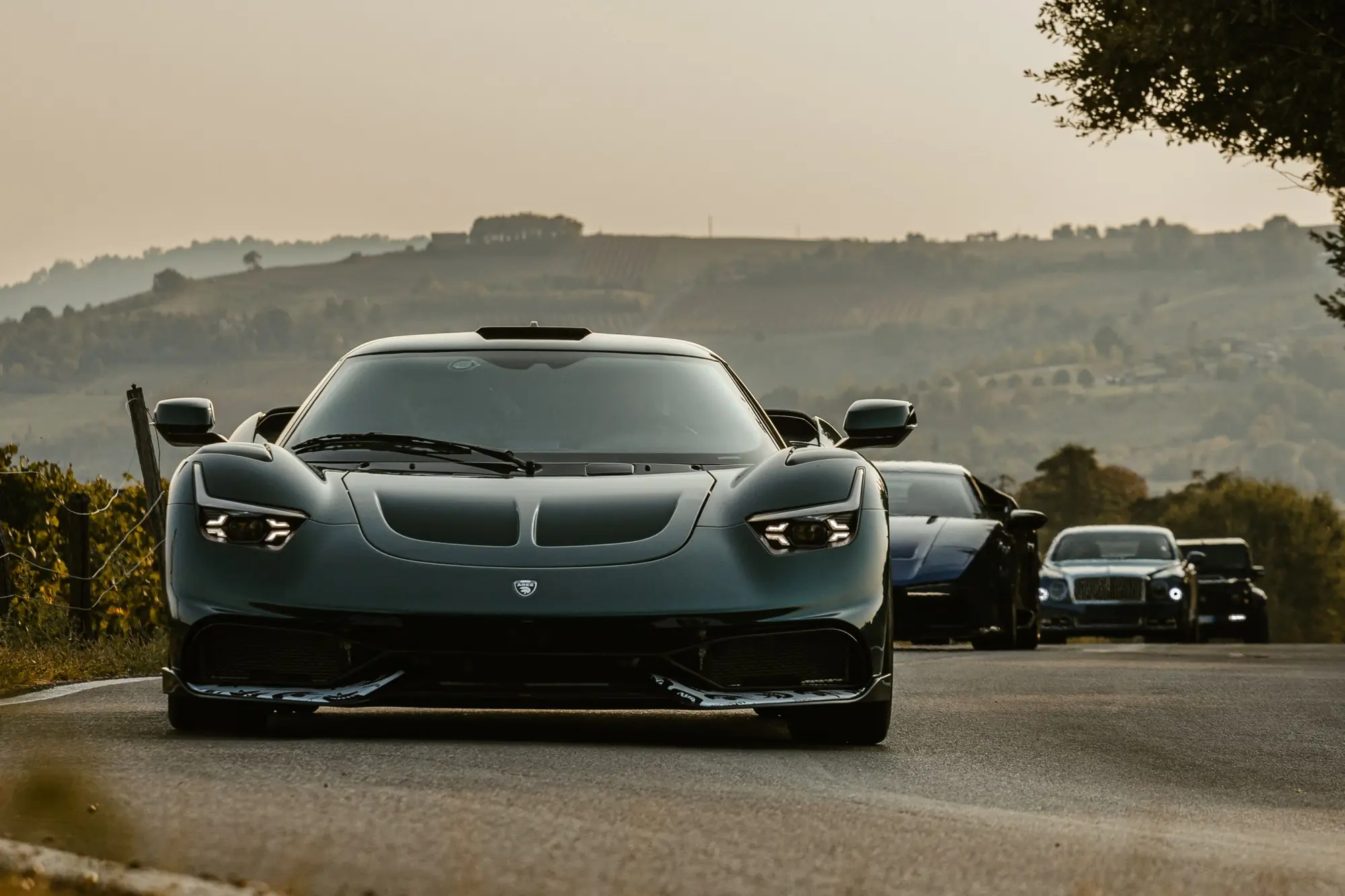 ARES Atelier inaugura una nuova fase come interprete dell'auto su misura