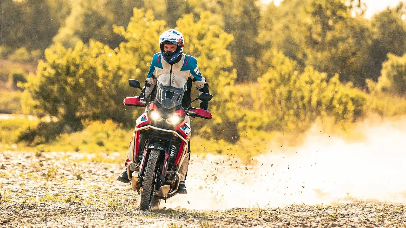 T.ur Elba EVO: la giacca estiva dalle prestazioni al top per i motociclisti