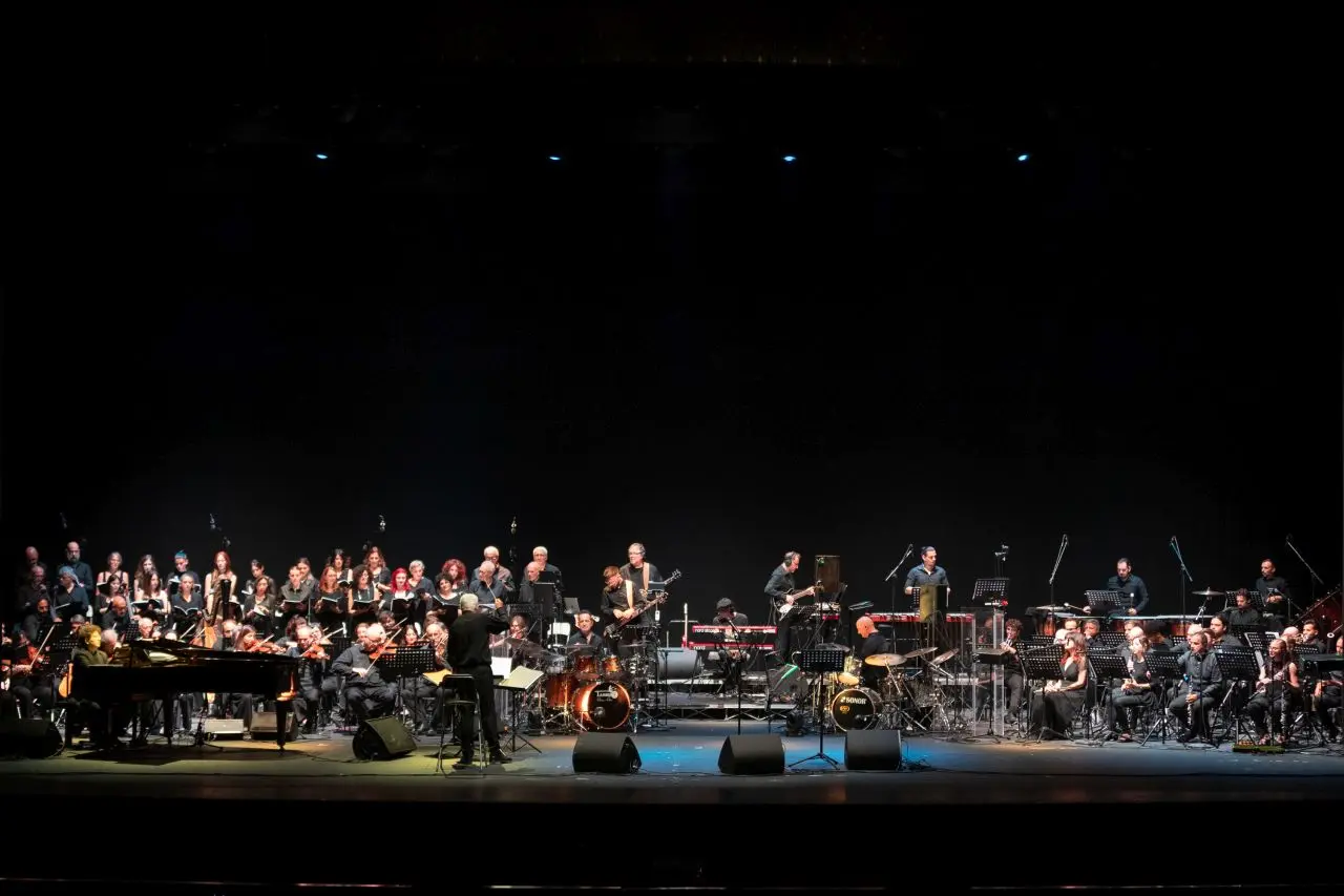 Genesis One Night with the Orchestra: otto date italiane per il concerto rock-sinfonico
