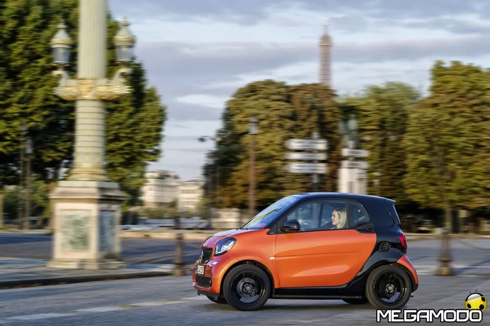 1000 Smart Al Salone Di Parigi 2014 La Nuova Generazione Forfour E Fortwo  3