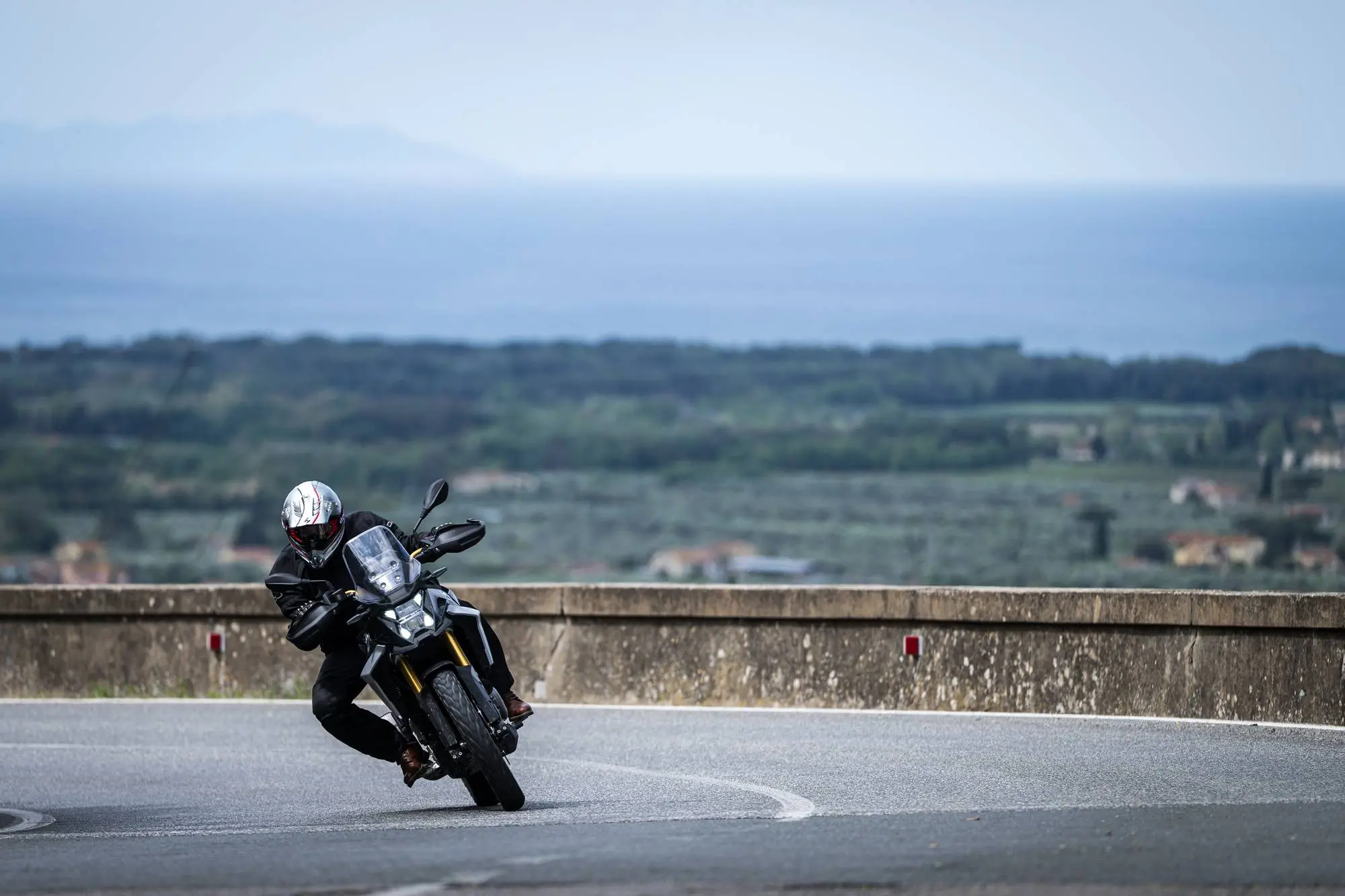 2000 2026 04 22 Ml1 6768 00017