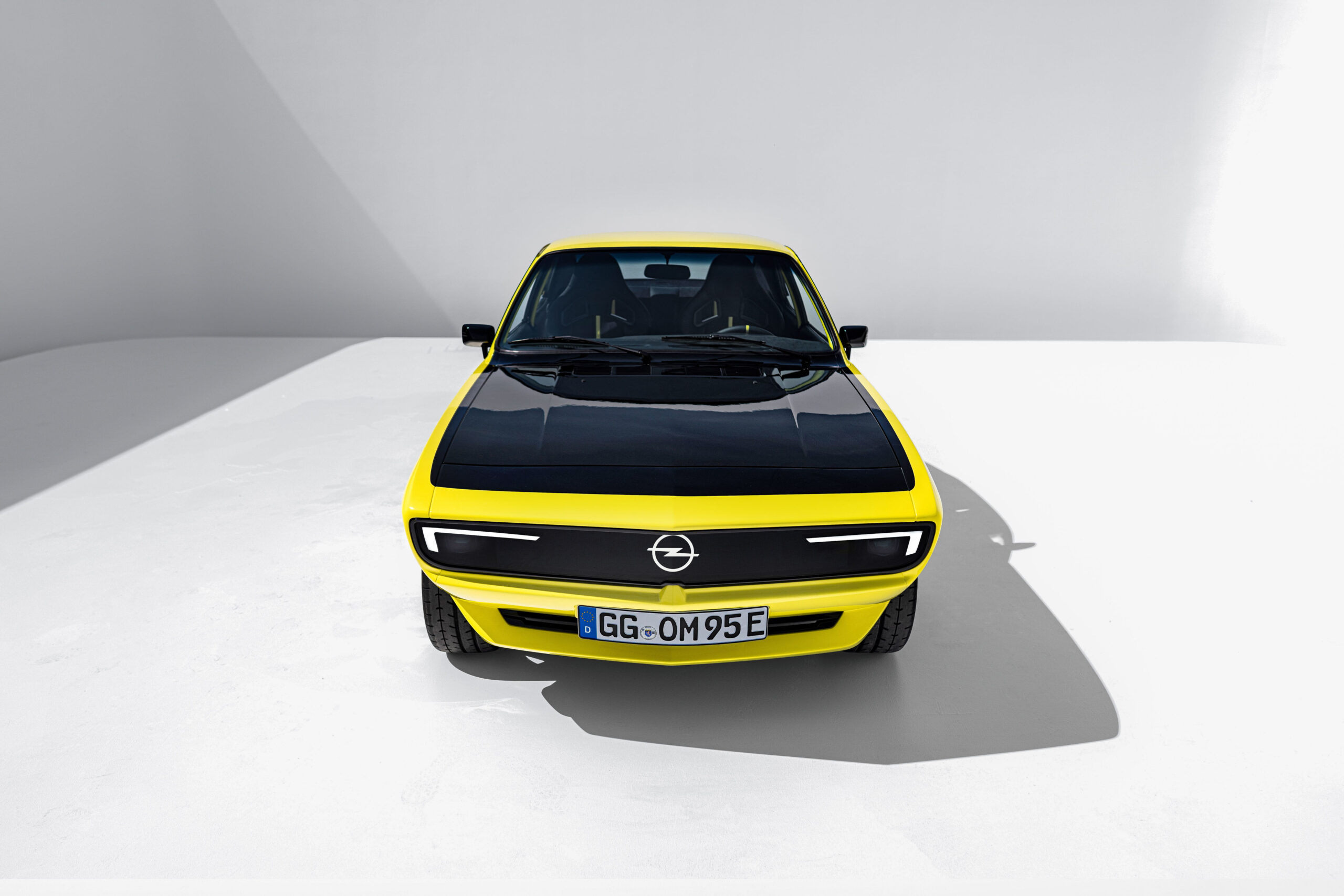 Opel Manta GSe ElektroMOD 04
